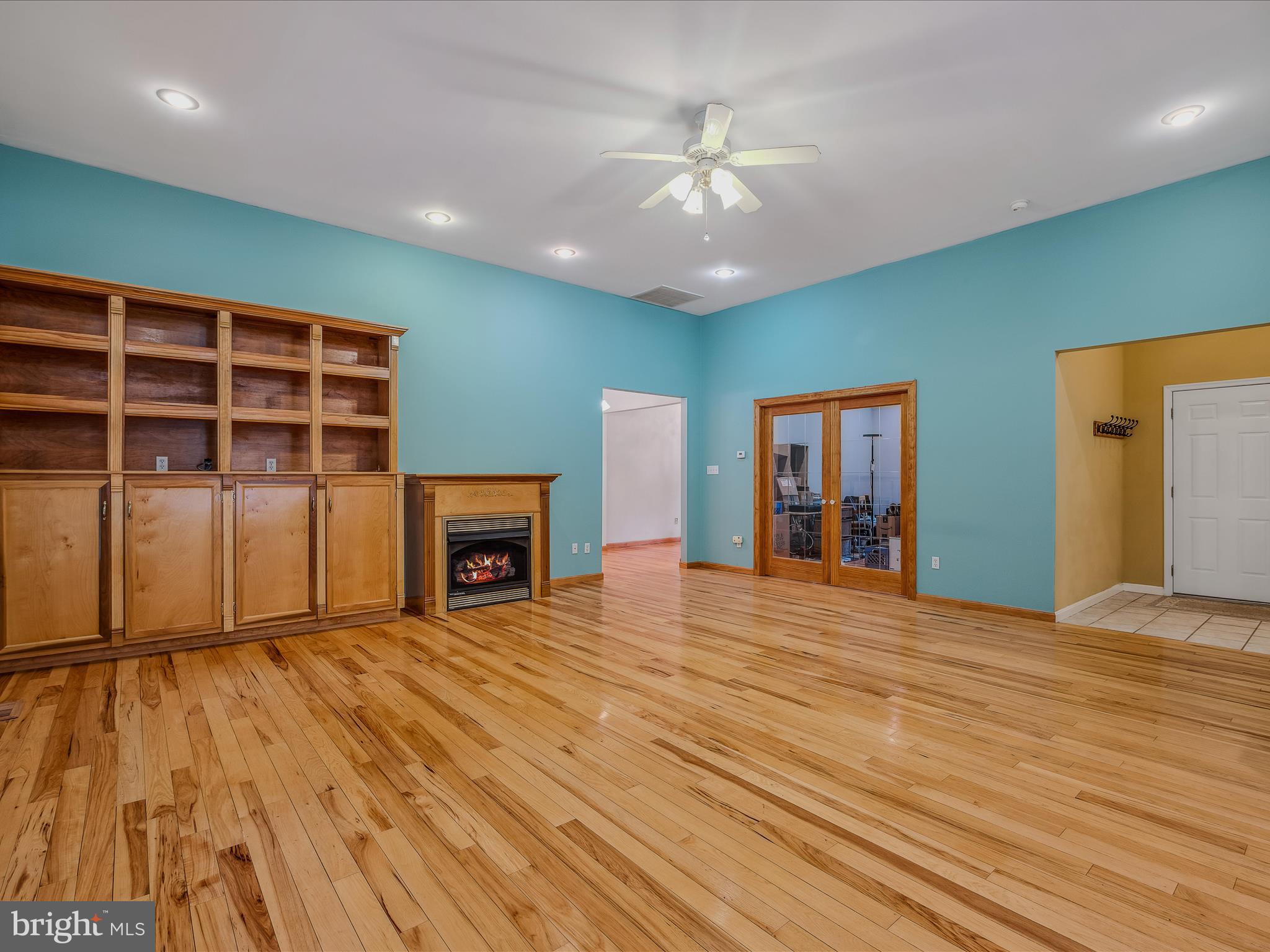 DANIEL BURHAN MINOR - Residential