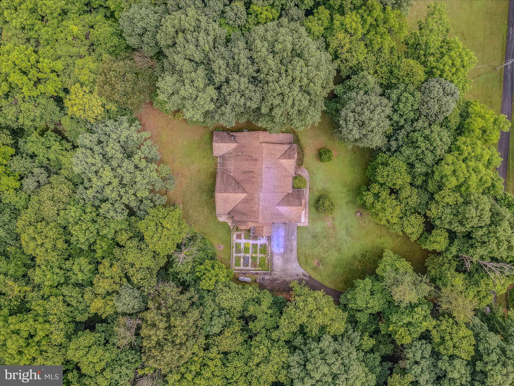 DANIEL BURHAN MINOR - Residential