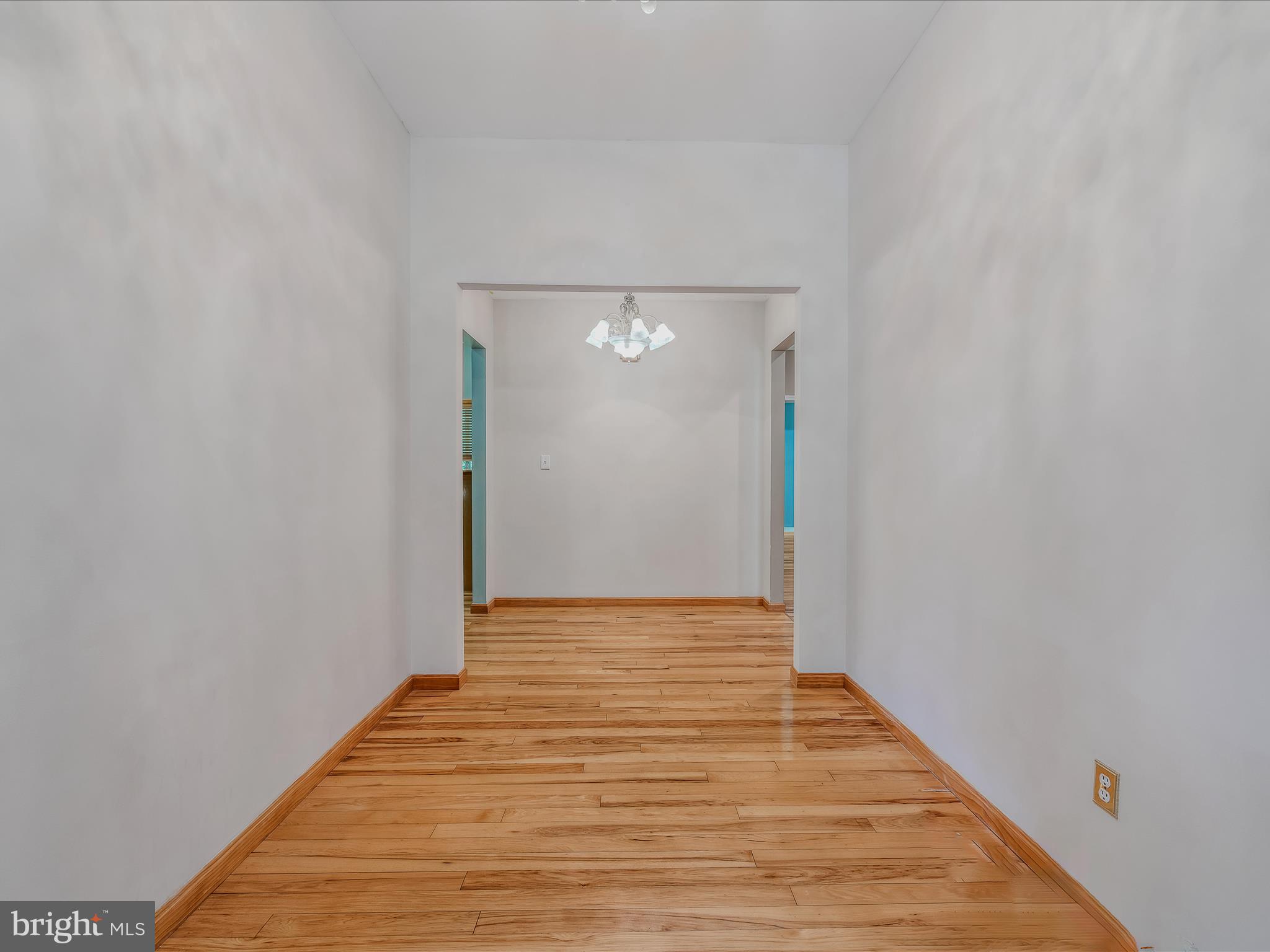 DANIEL BURHAN MINOR - Residential