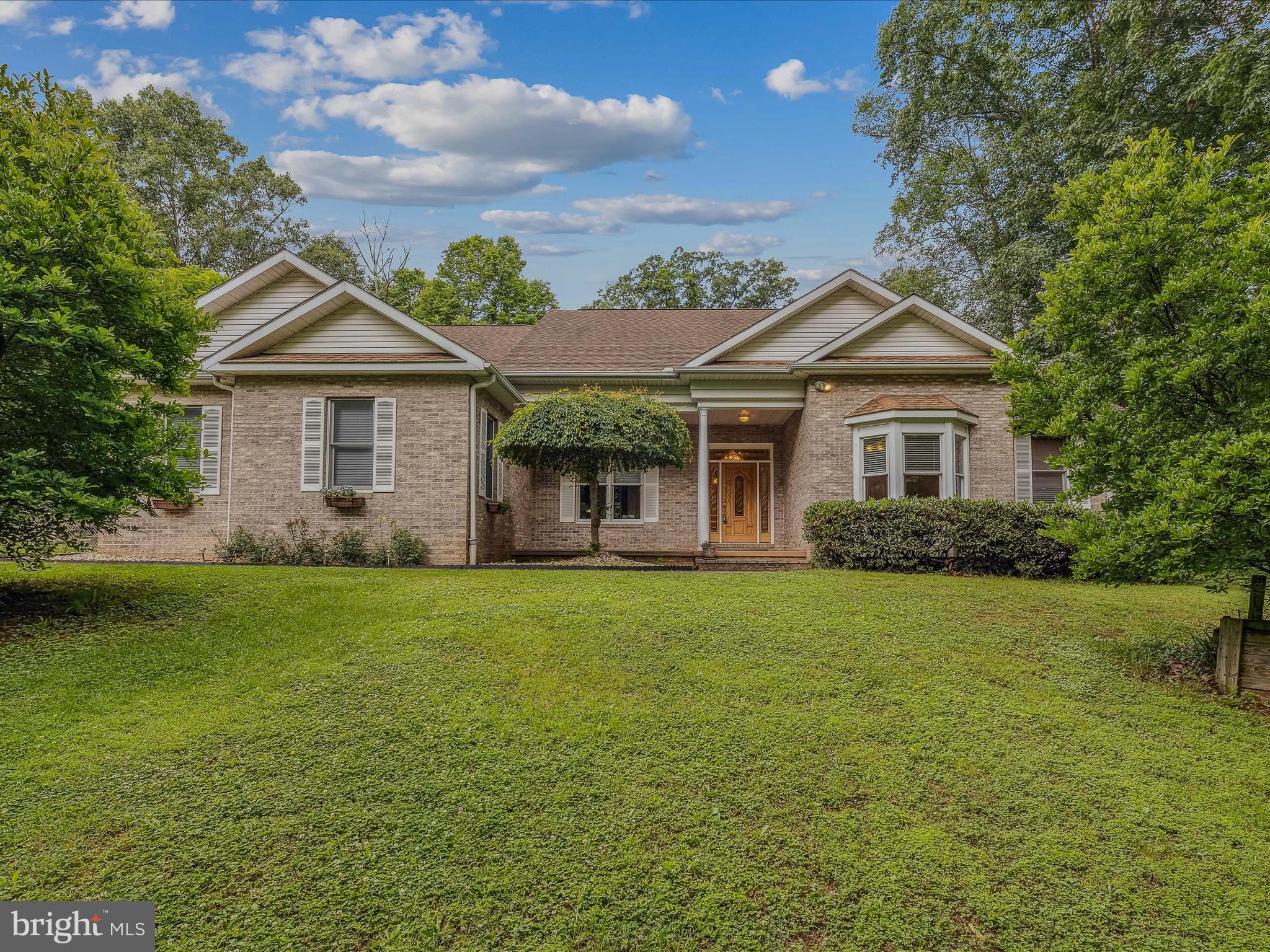 DANIEL BURHAN MINOR - Residential