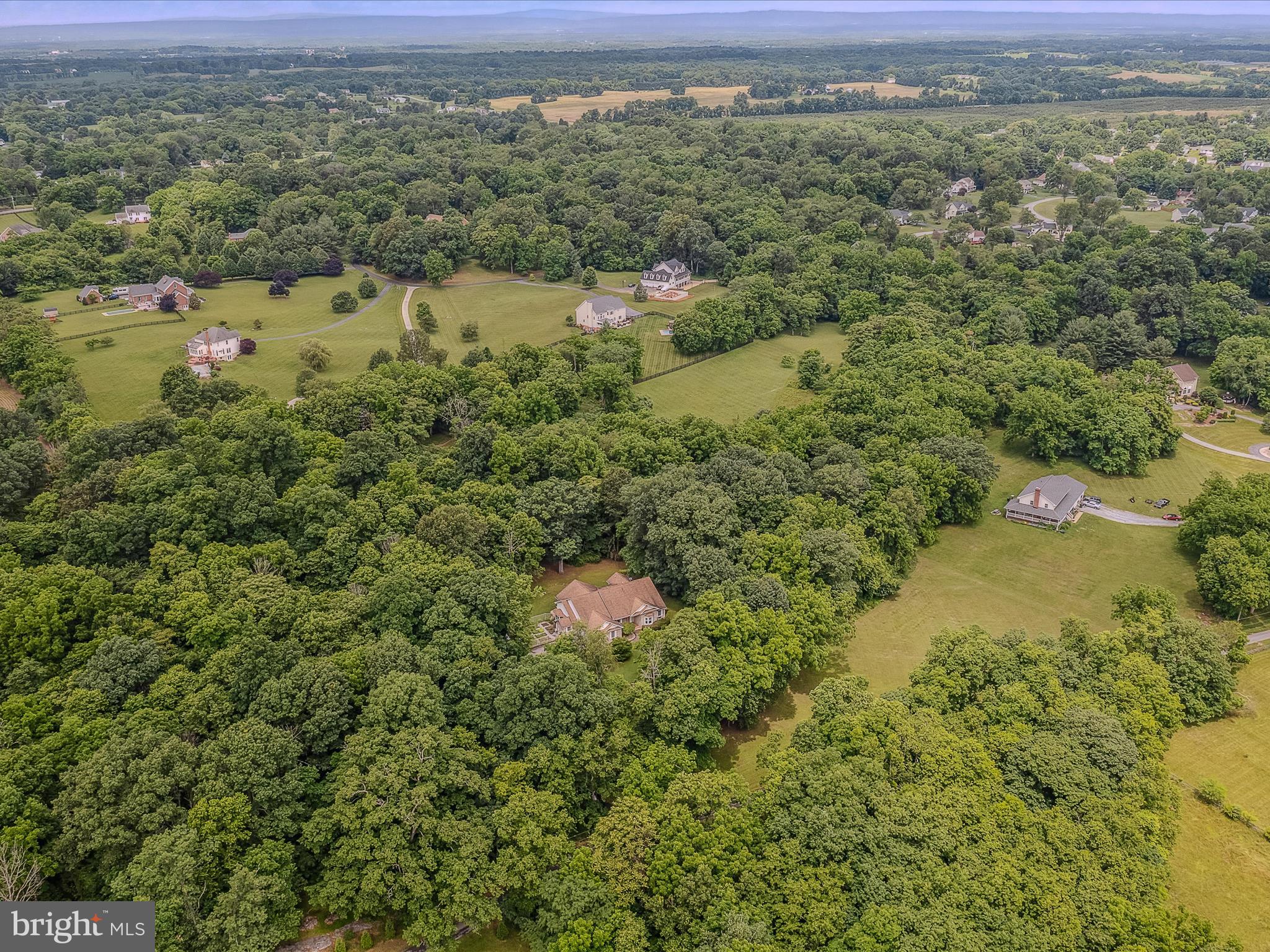 DANIEL BURHAN MINOR - Residential