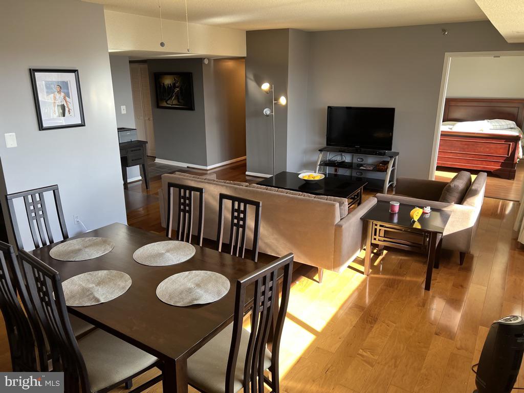 SKYLINE HOUSE - Residential Lease