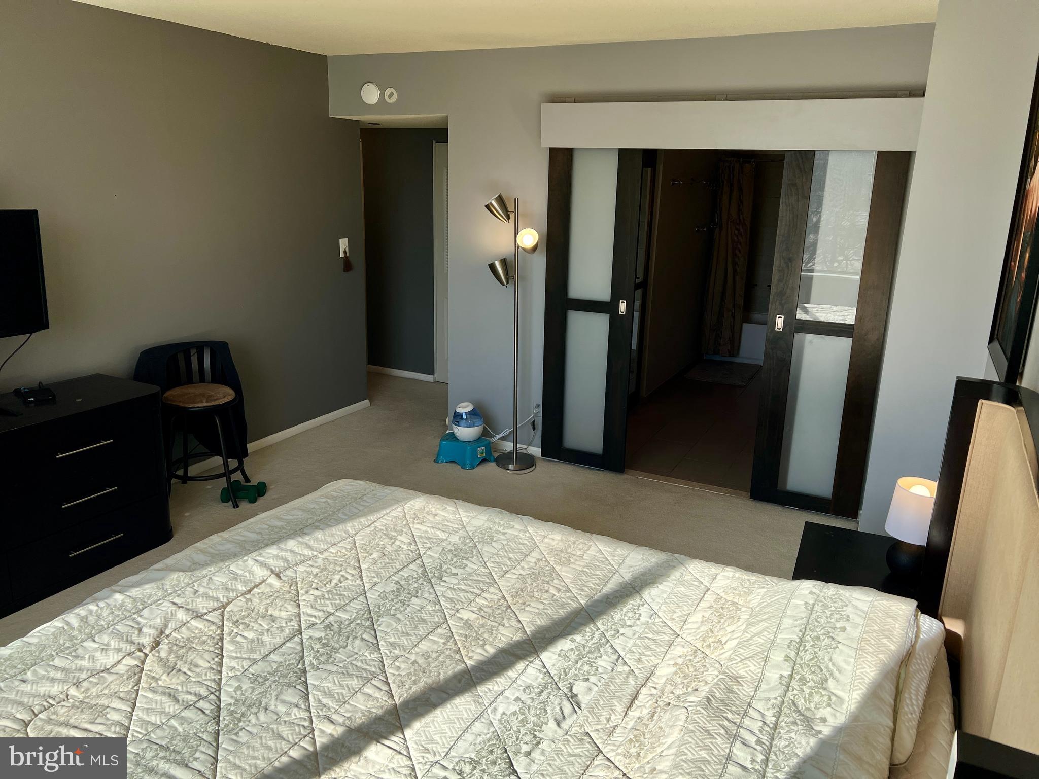 SKYLINE HOUSE - Residential Lease