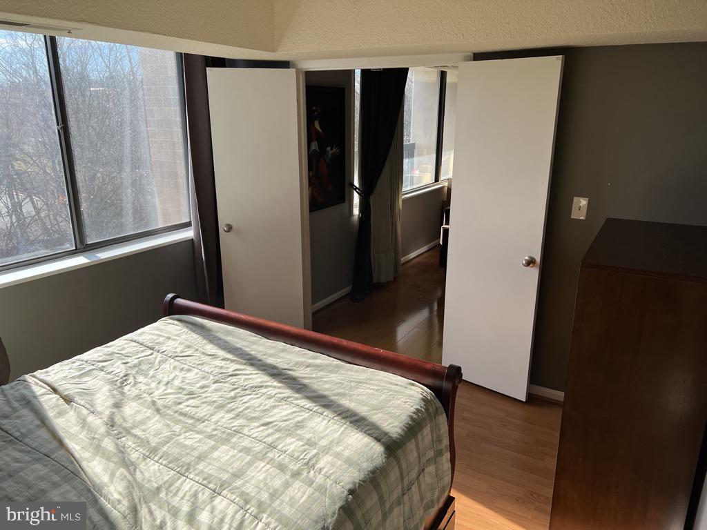 SKYLINE HOUSE - Residential Lease