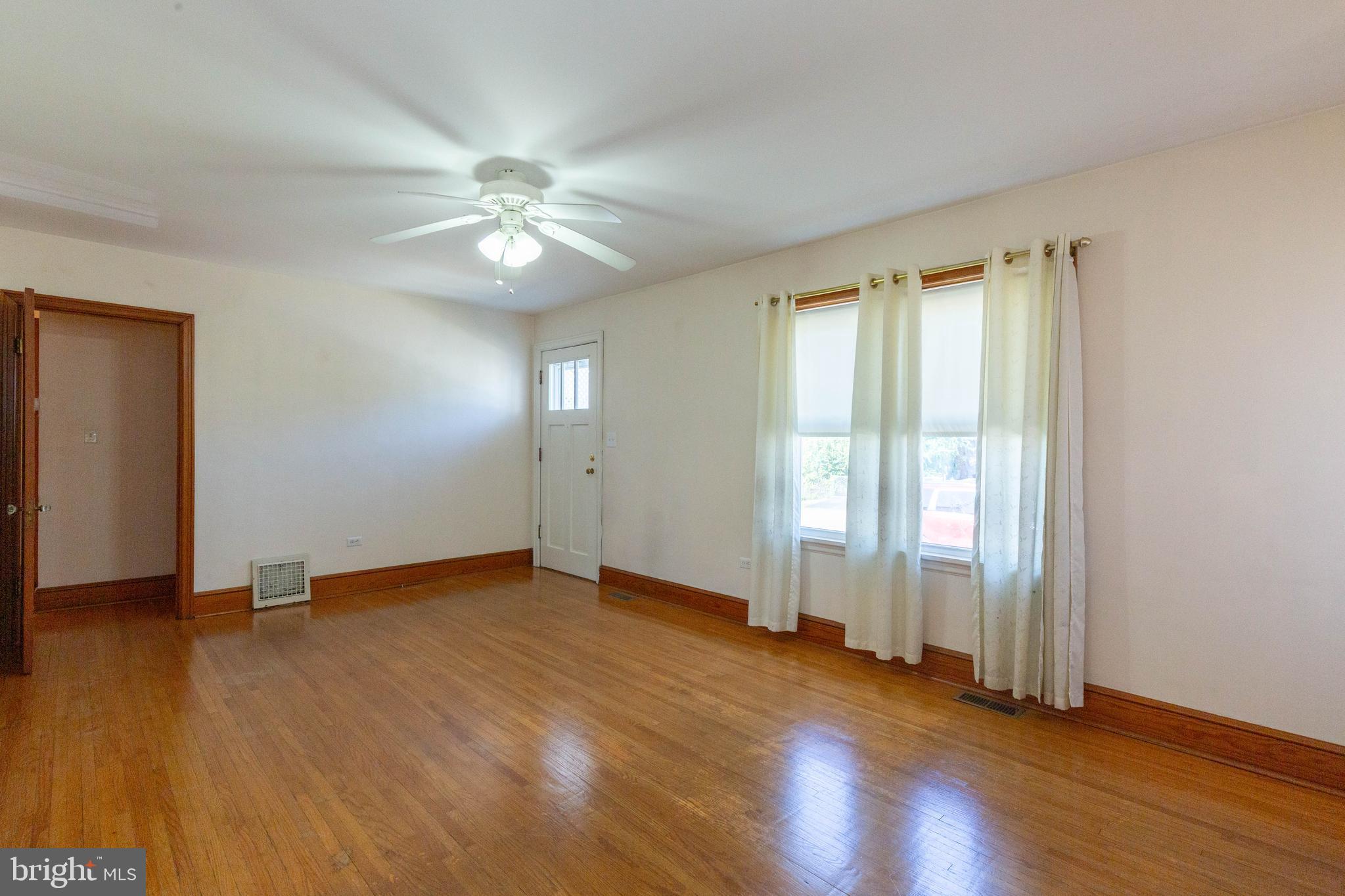 MARTINSBURG - Residential Lease