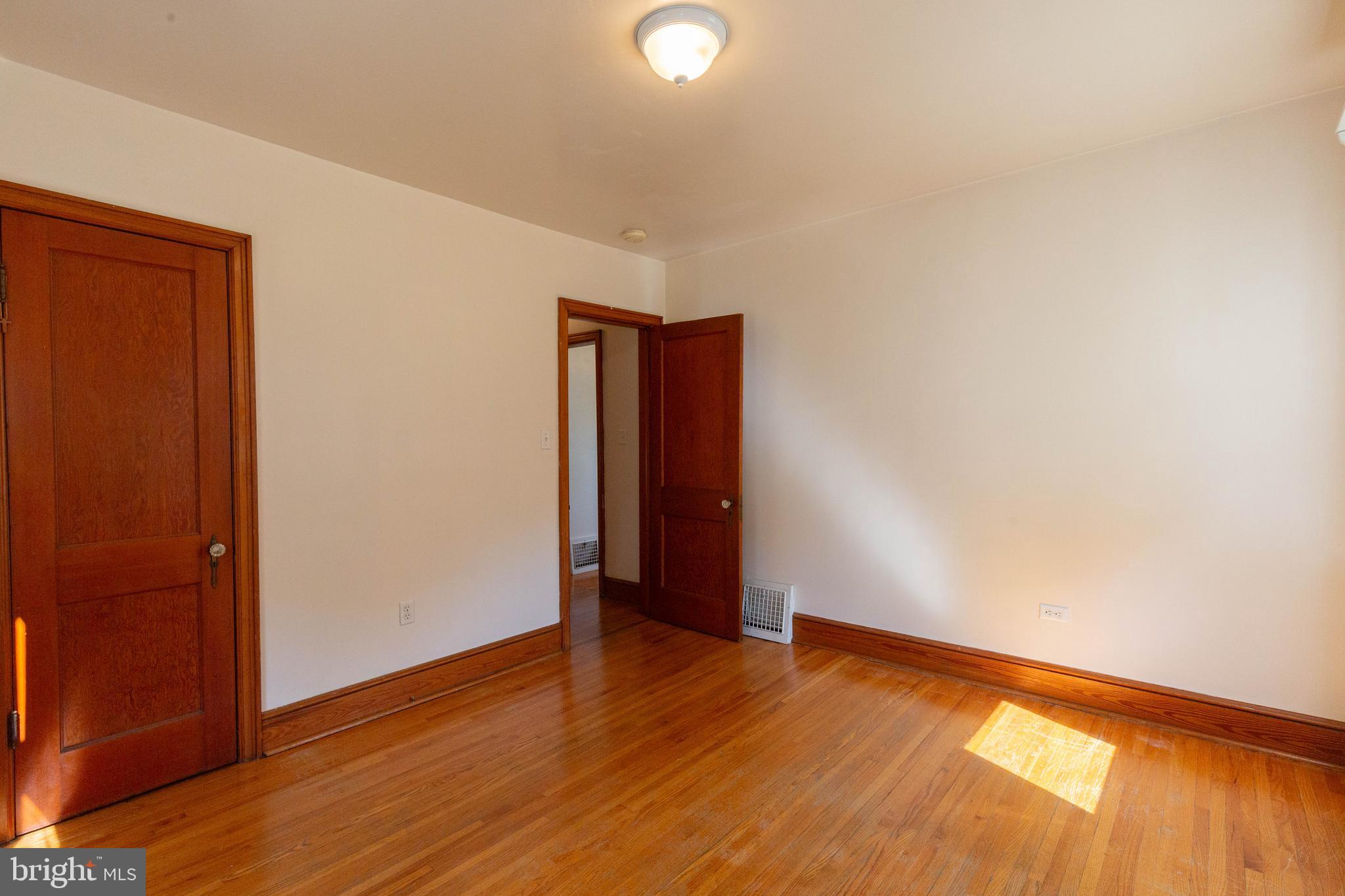 MARTINSBURG - Residential Lease