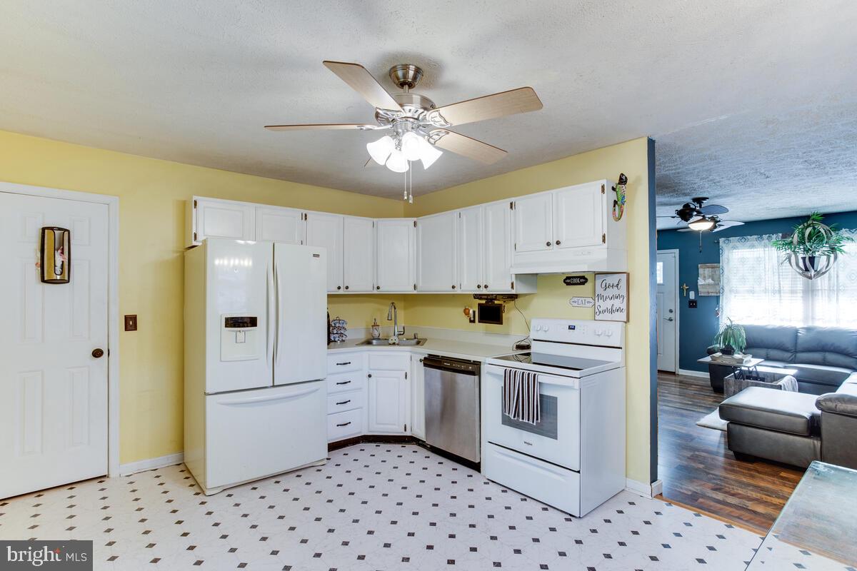 CHESAPEAKE RANCH ESTATES - Residential