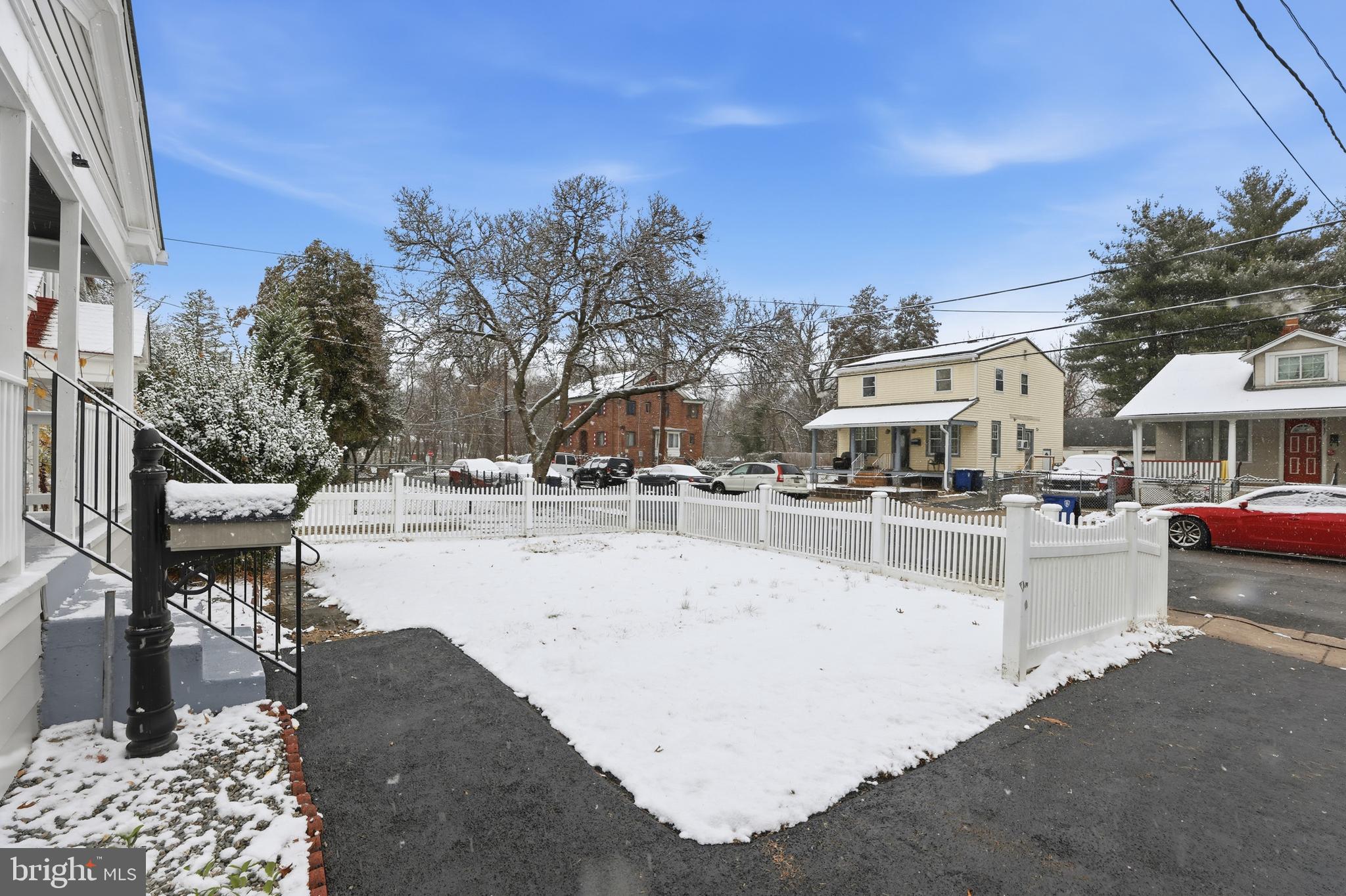 COTTAGE CITY - Residential