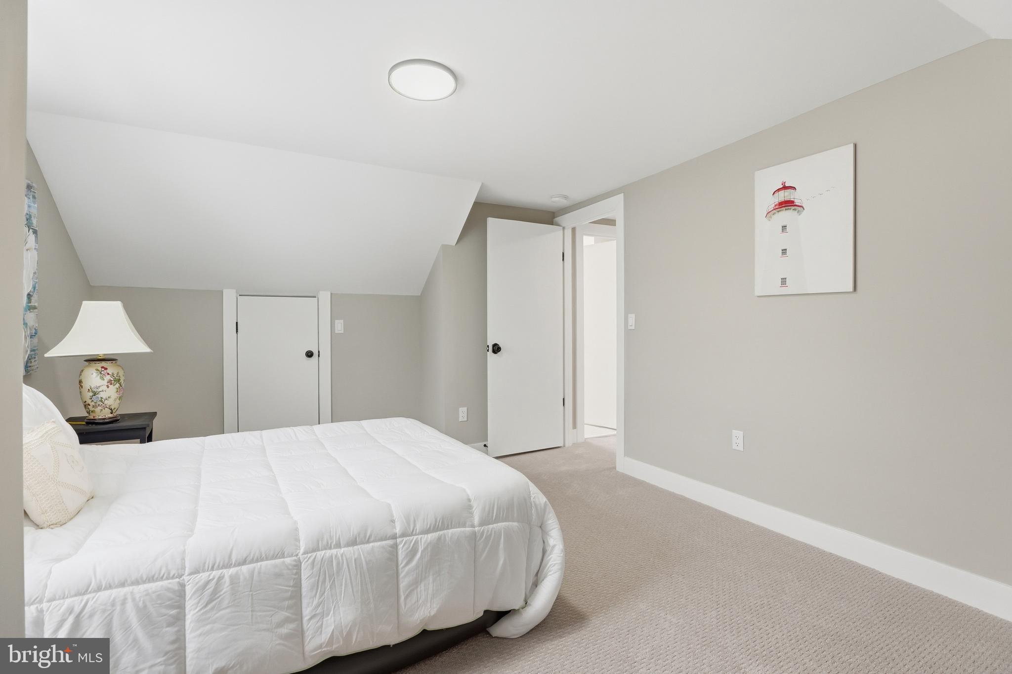 COTTAGE CITY - Residential