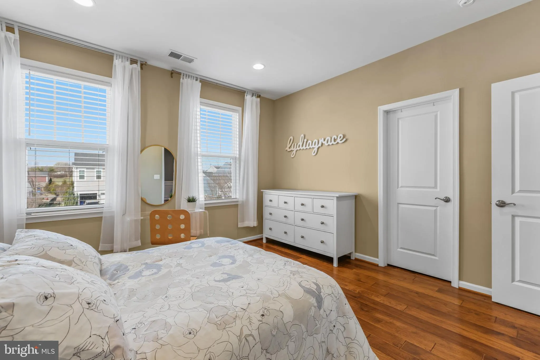 Leesburg, Virginia 20175, United States, 6 Bedrooms Bedrooms, ,4 BathroomsBathrooms,Residential,Active,84849