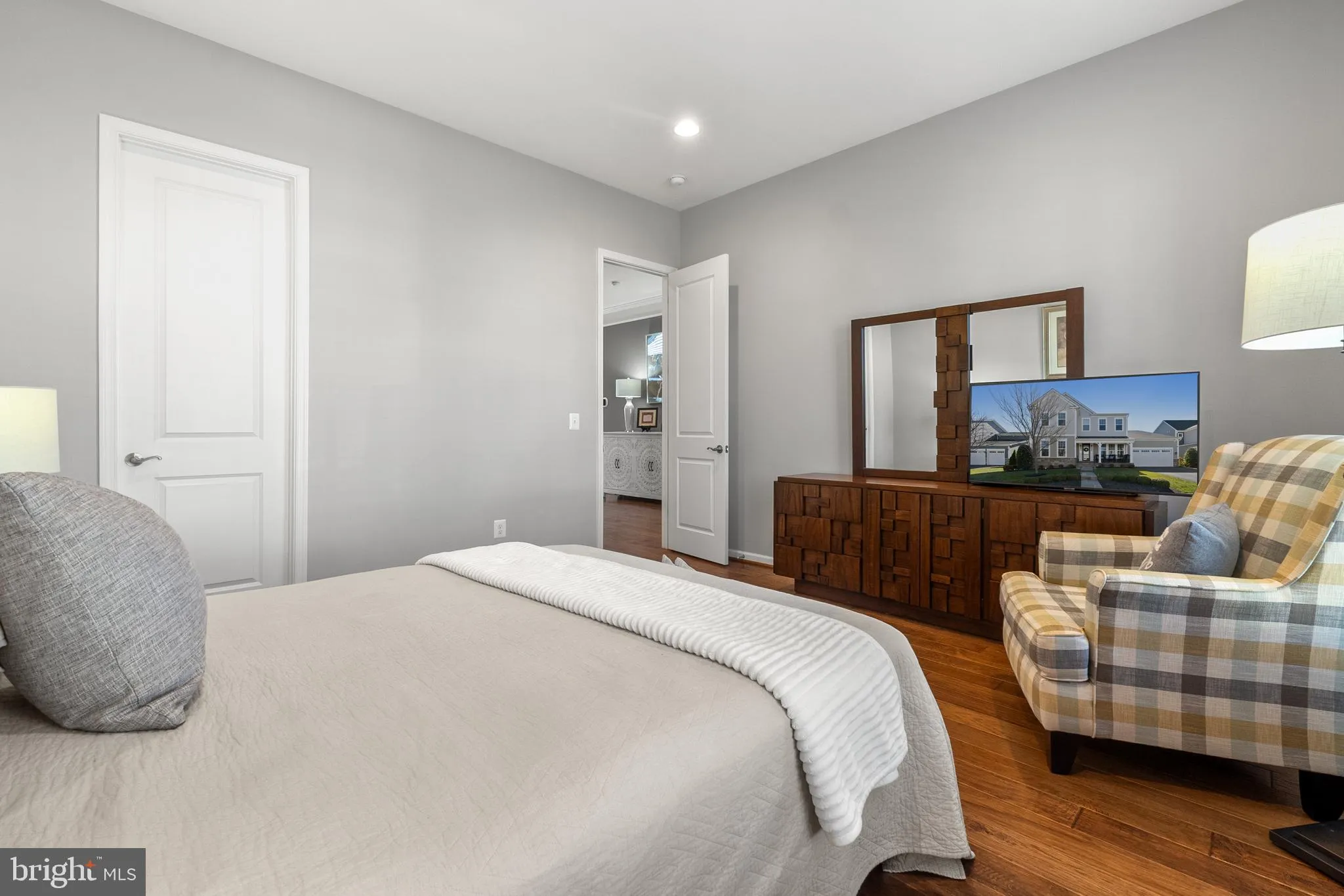 Leesburg, Virginia 20175, United States, 6 Bedrooms Bedrooms, ,4 BathroomsBathrooms,Residential,Active,84849