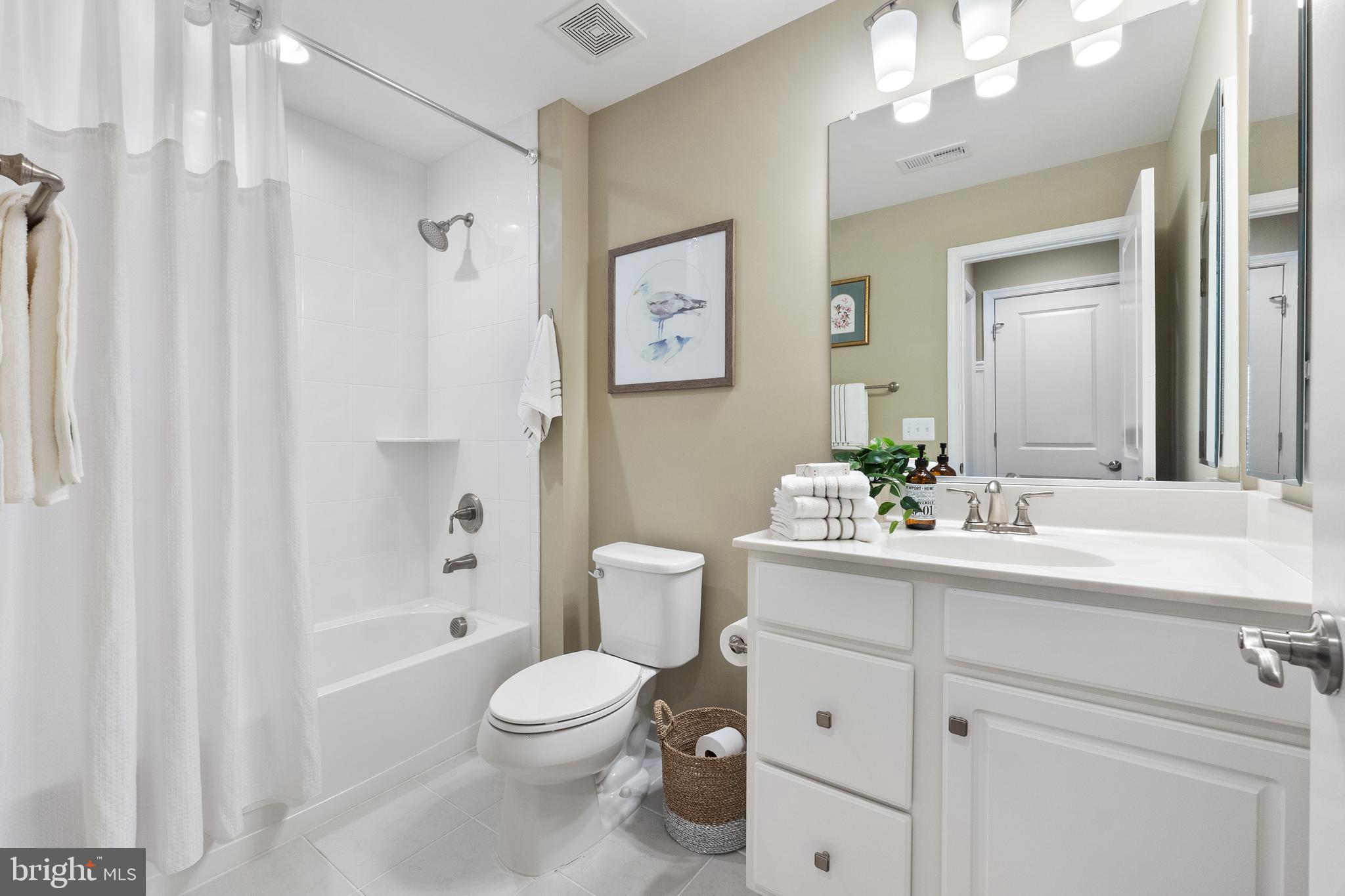 MEADOWBROOK - Residential