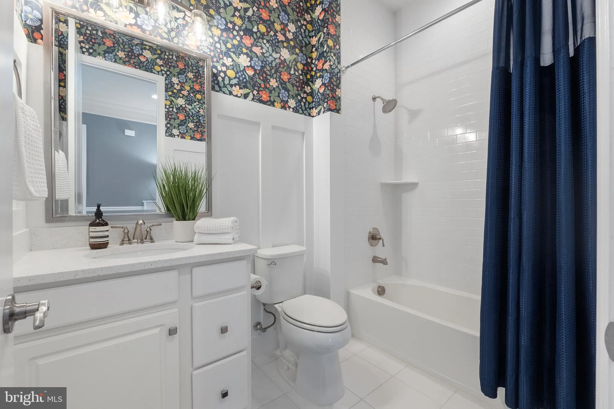 Leesburg, Virginia 20175, United States, 6 Bedrooms Bedrooms, ,4 BathroomsBathrooms,Residential,Active,84849