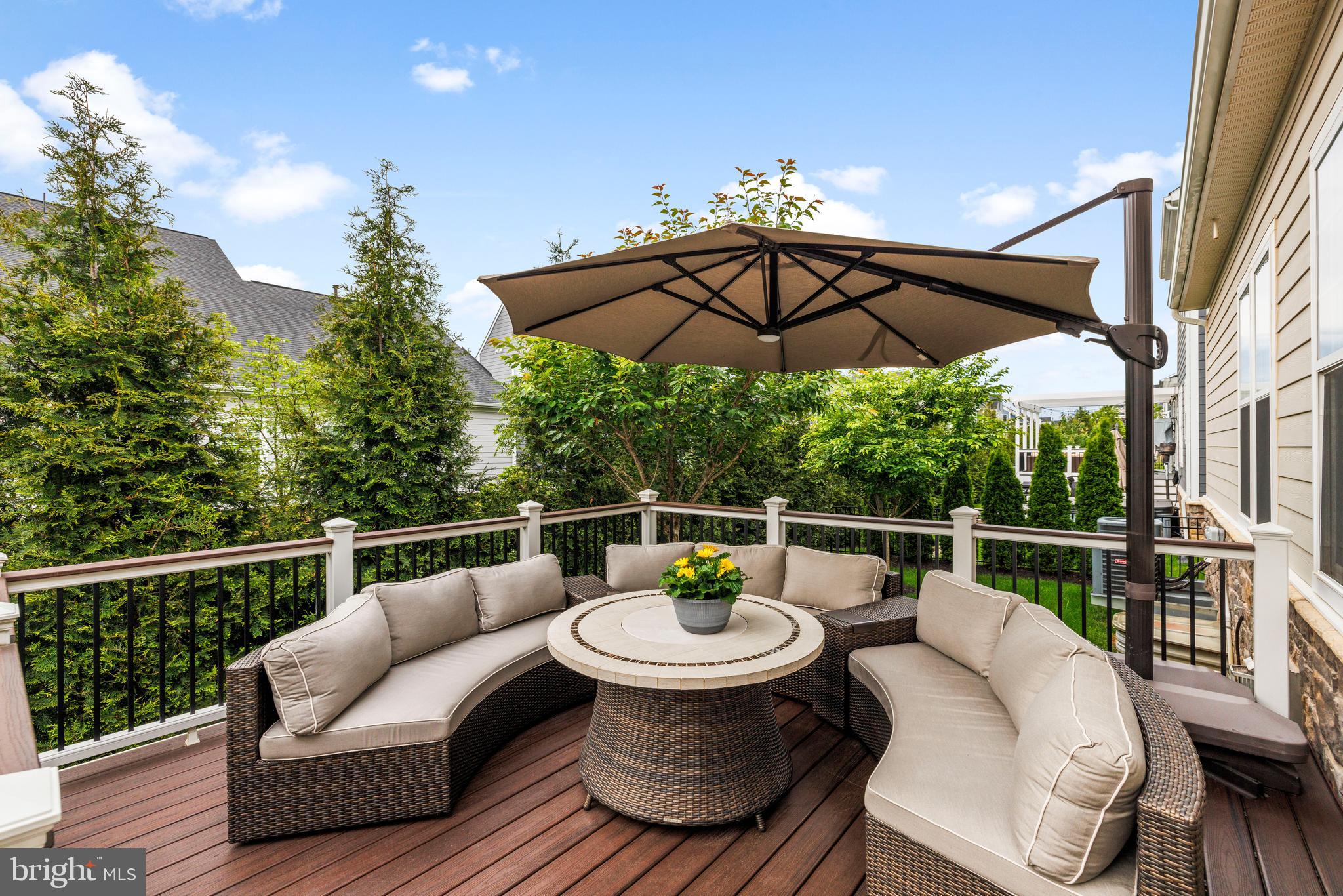 MEADOWBROOK - Residential