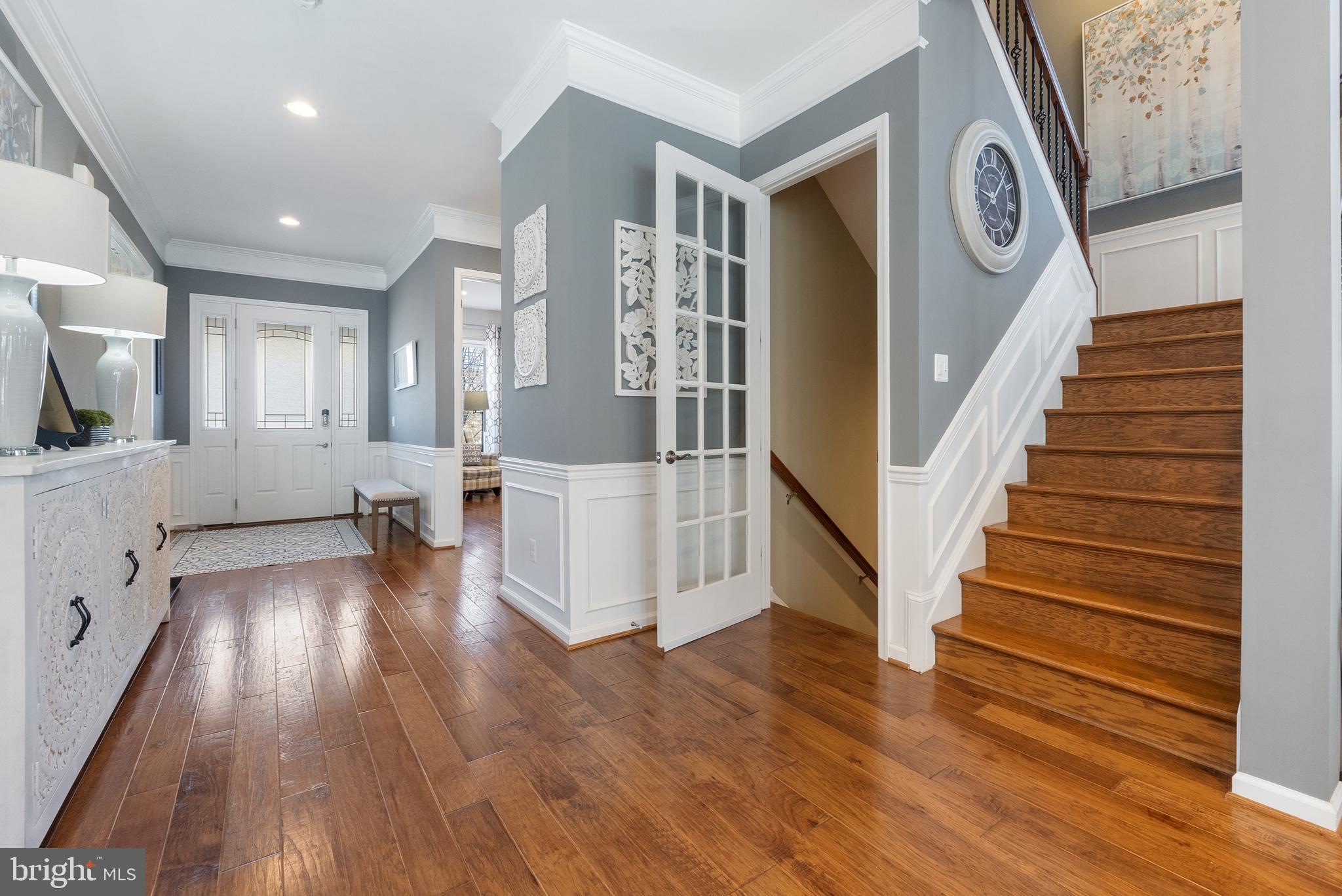 MEADOWBROOK - Residential