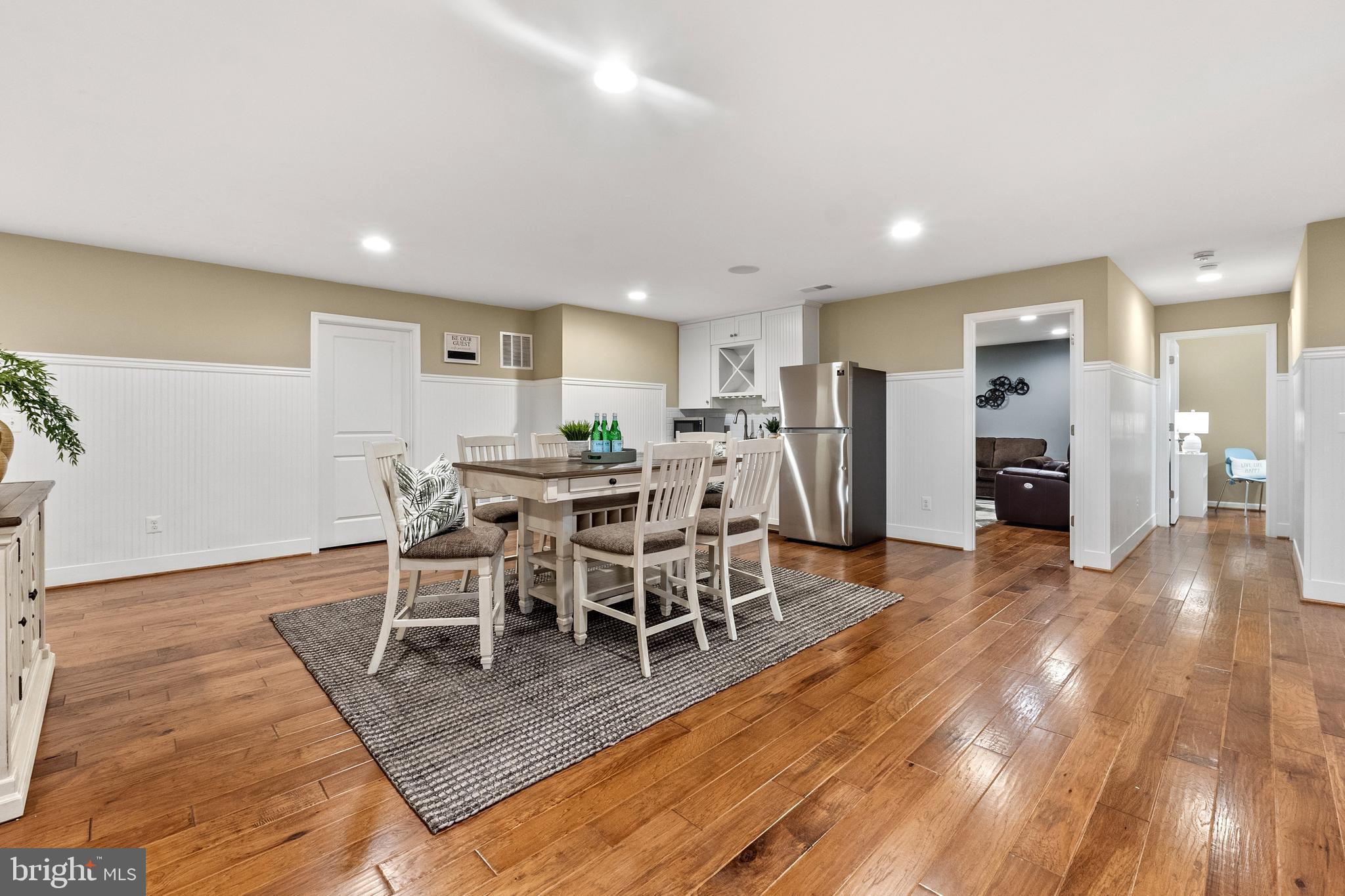 MEADOWBROOK - Residential