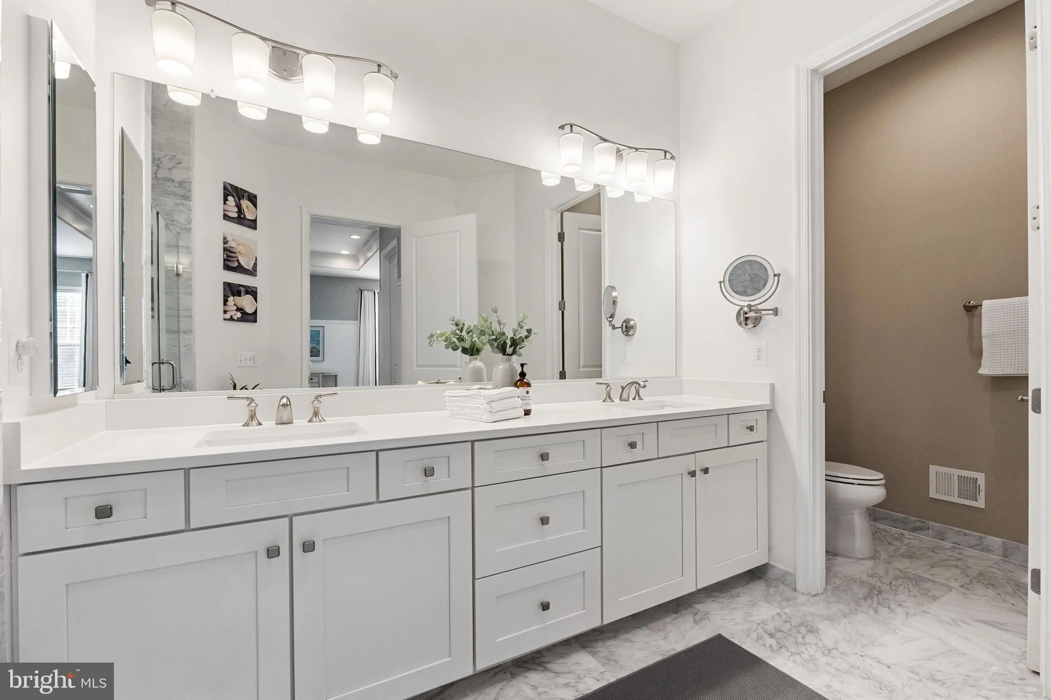 Leesburg, Virginia 20175, United States, 6 Bedrooms Bedrooms, ,4 BathroomsBathrooms,Residential,Active,84849