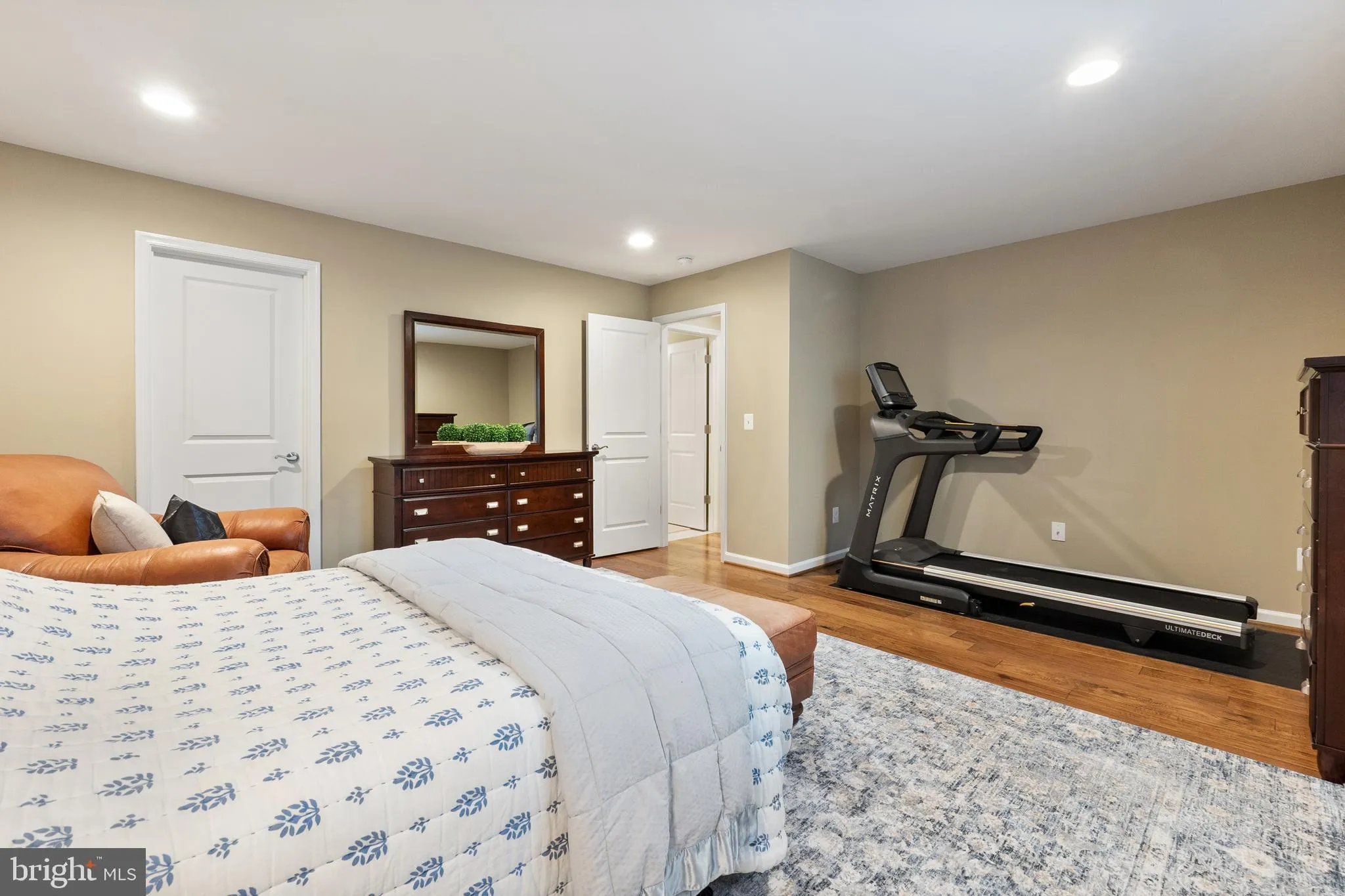 Leesburg, Virginia 20175, United States, 6 Bedrooms Bedrooms, ,4 BathroomsBathrooms,Residential,Active,84849