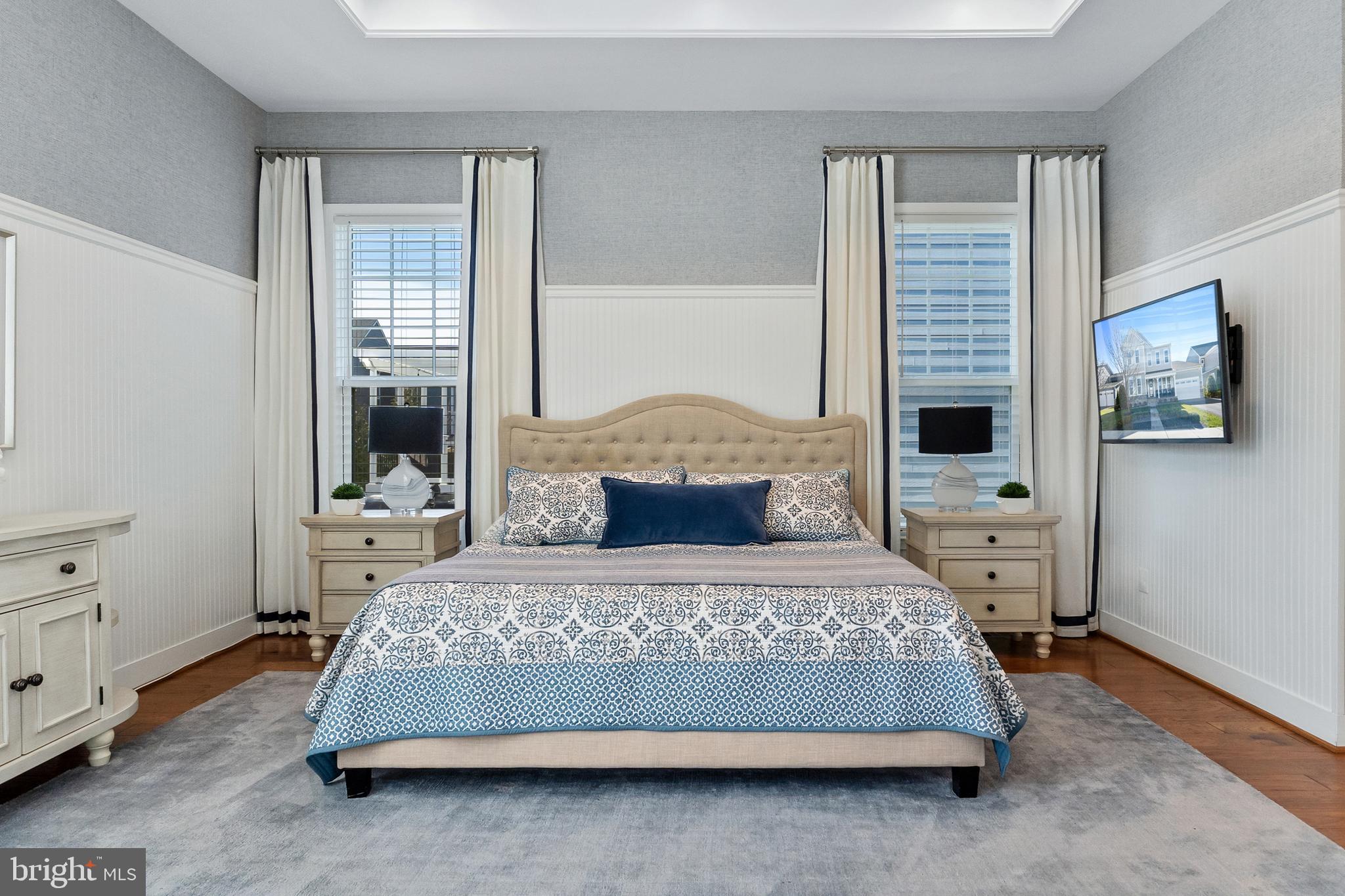 MEADOWBROOK - Residential