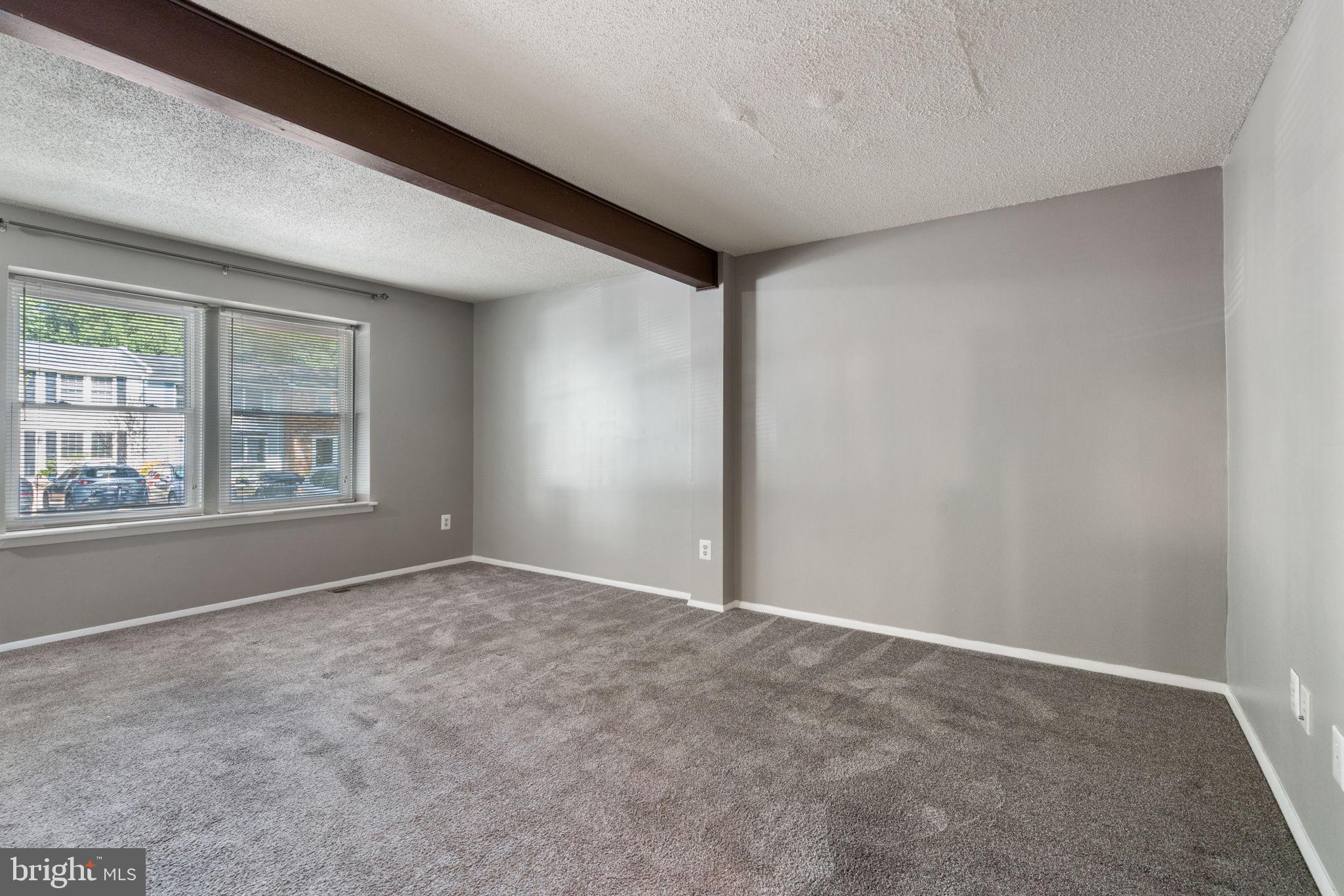 8164 CURVING CREEK COURT