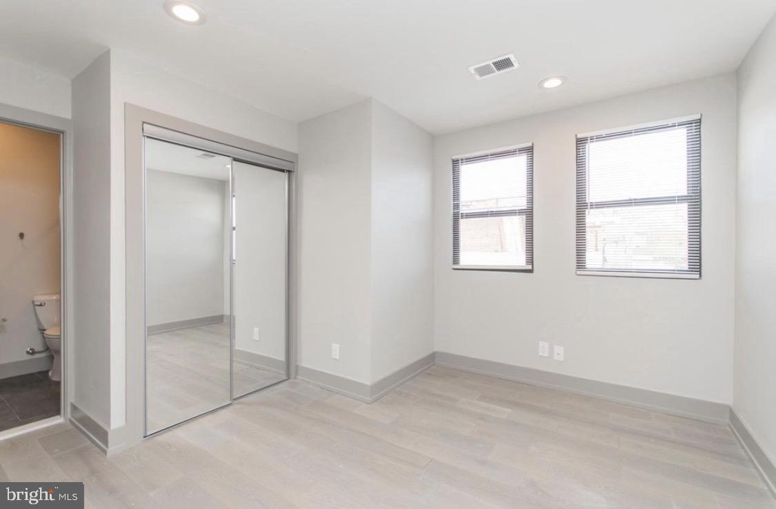 STRAWBERRY MANSION - Residential Income