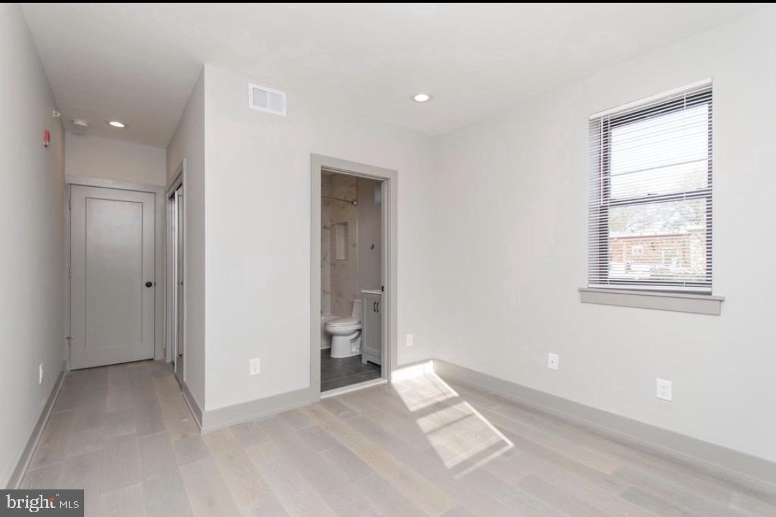 STRAWBERRY MANSION - Residential Income