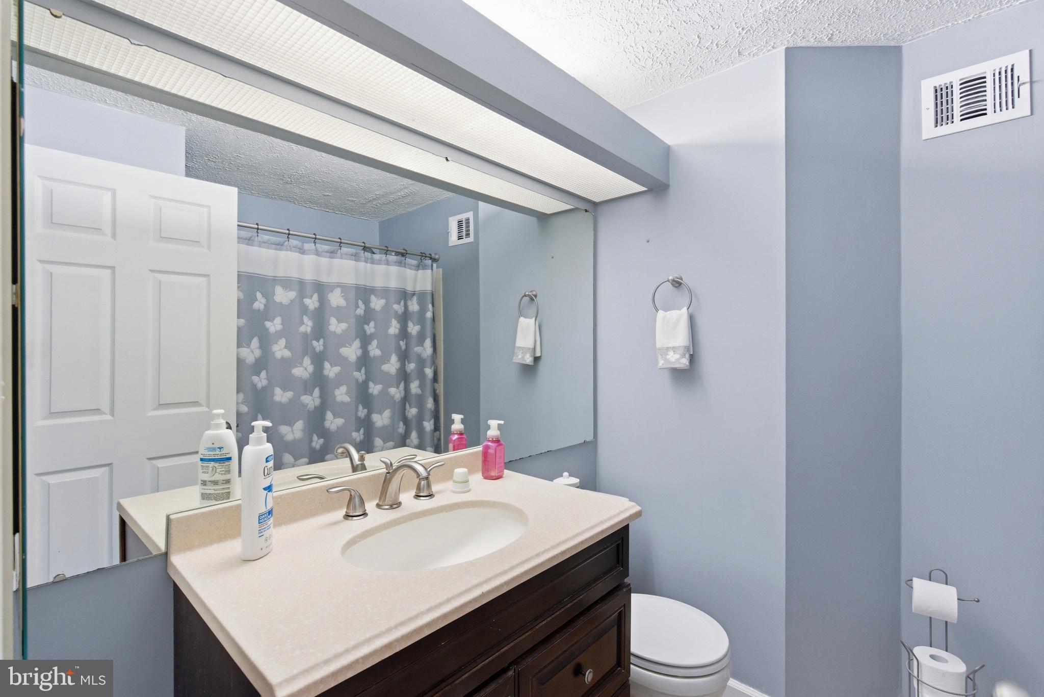 PHILADELPHIA STATION - Residential