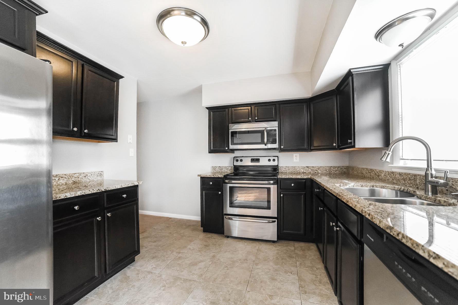 OAK HILL EST SUB - Residential