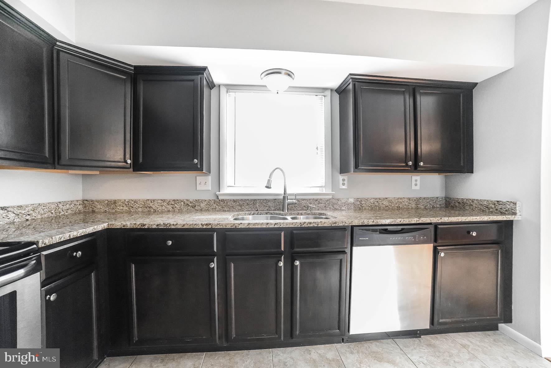 OAK HILL EST SUB - Residential