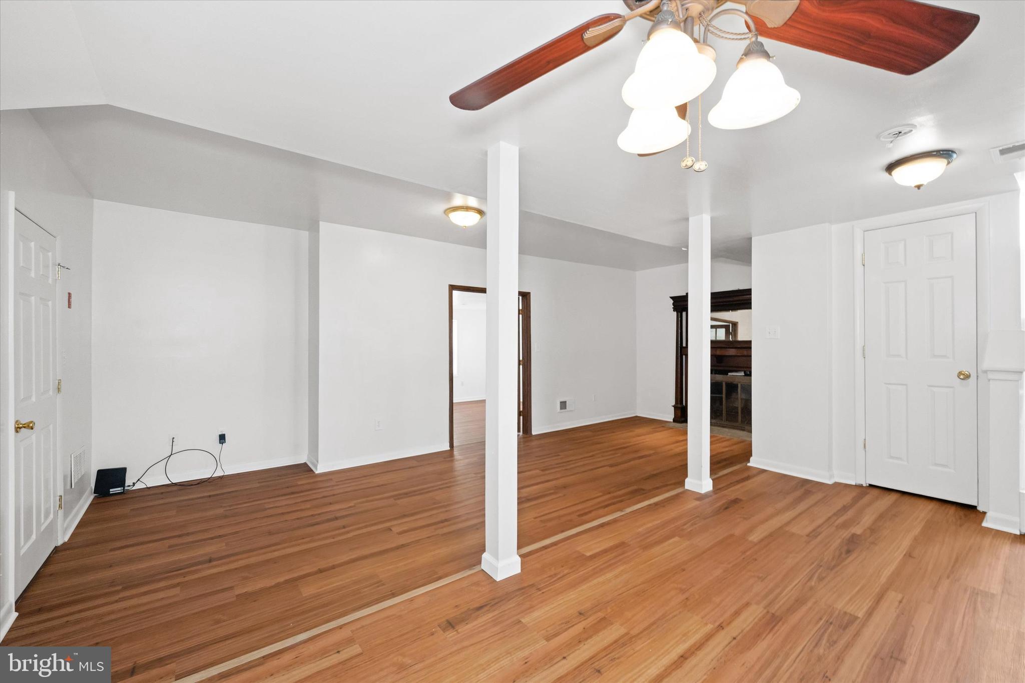 COOCHES BRIDGE FAR - Residential