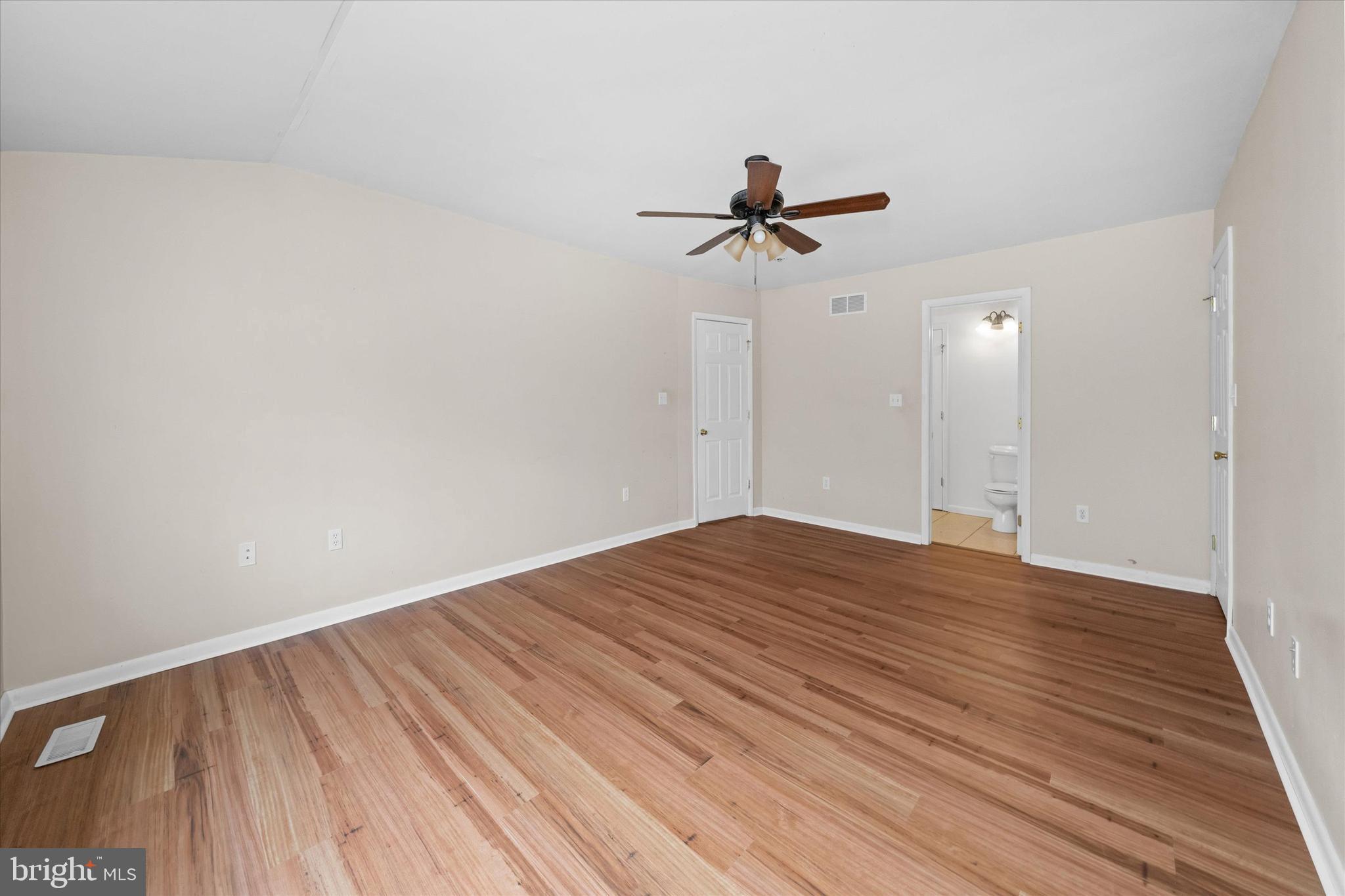 COOCHES BRIDGE FAR - Residential