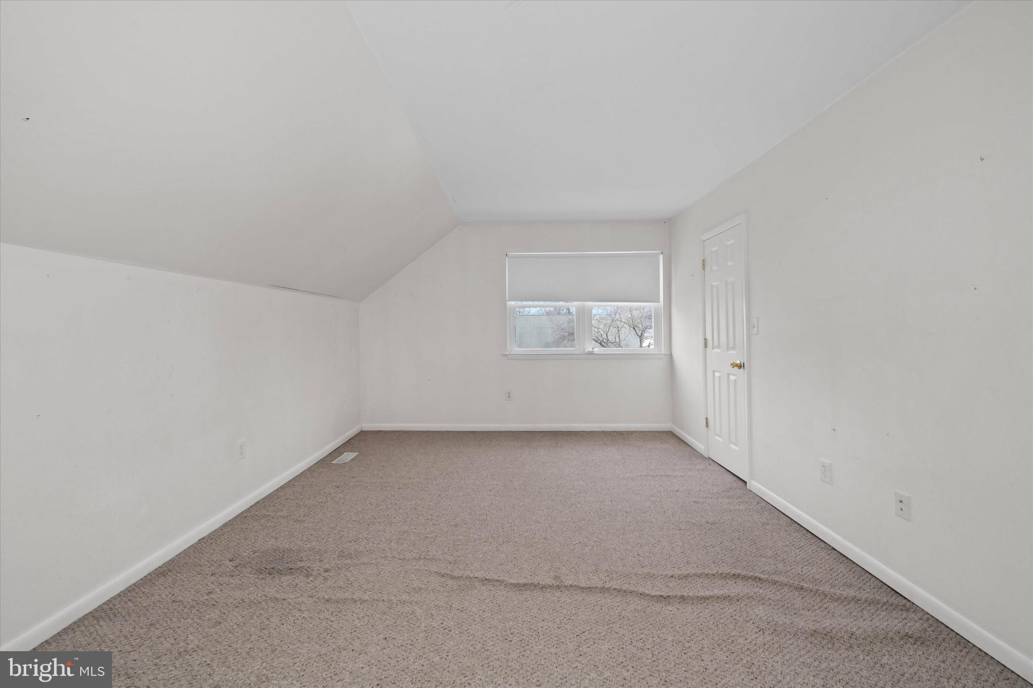 COOCHES BRIDGE FAR - Residential