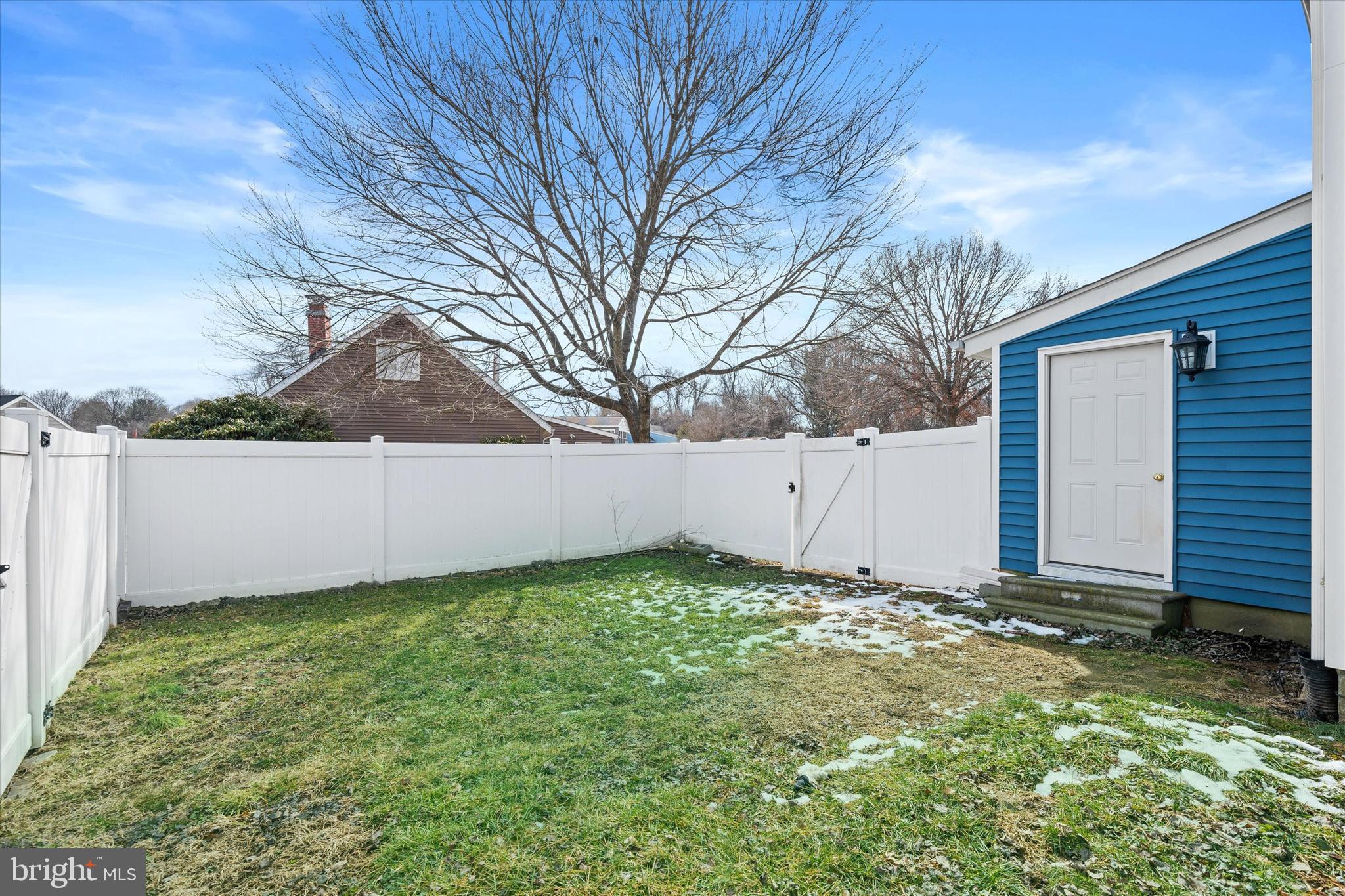 COOCHES BRIDGE FAR - Residential