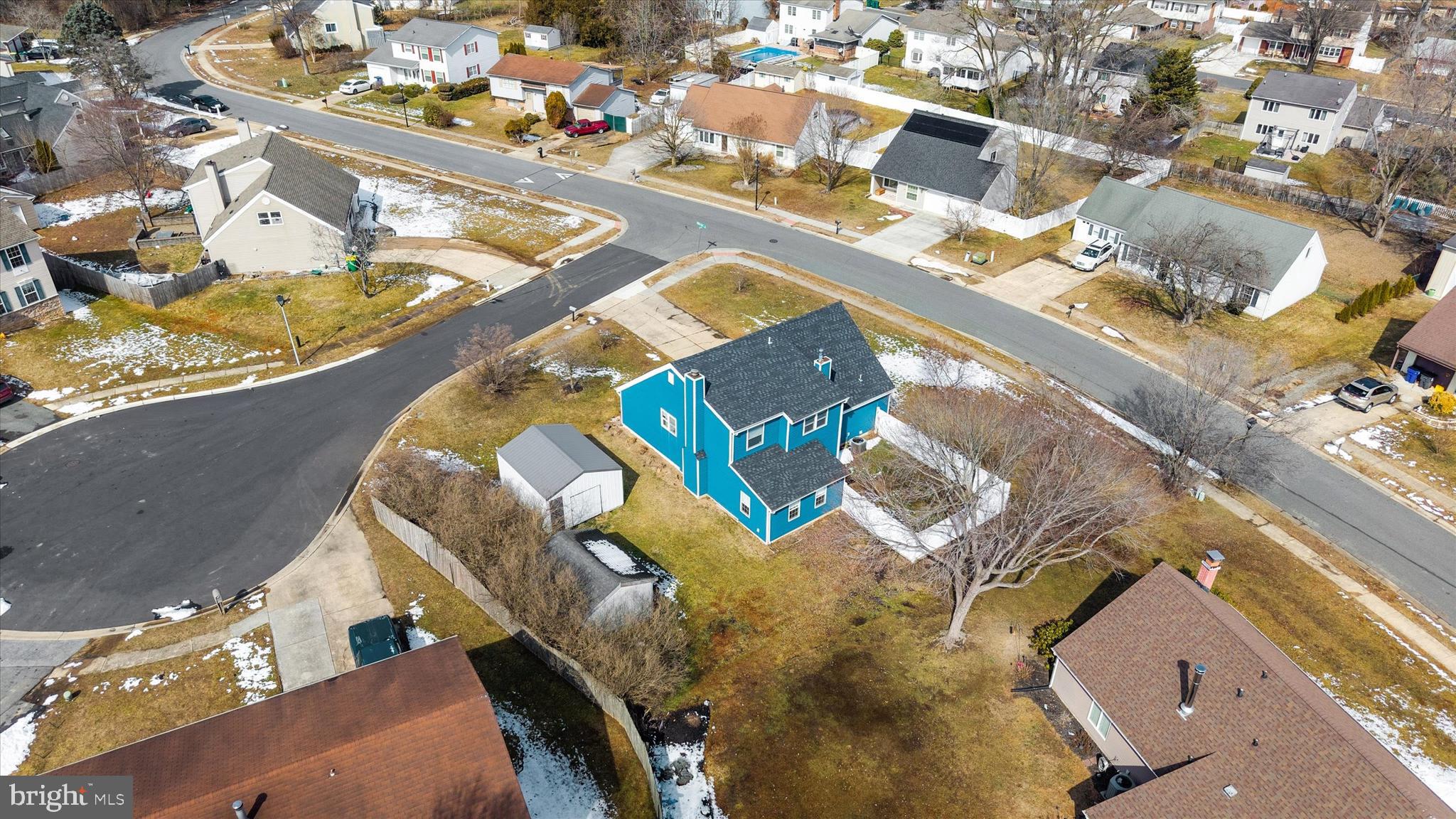 COOCHES BRIDGE FAR - Residential