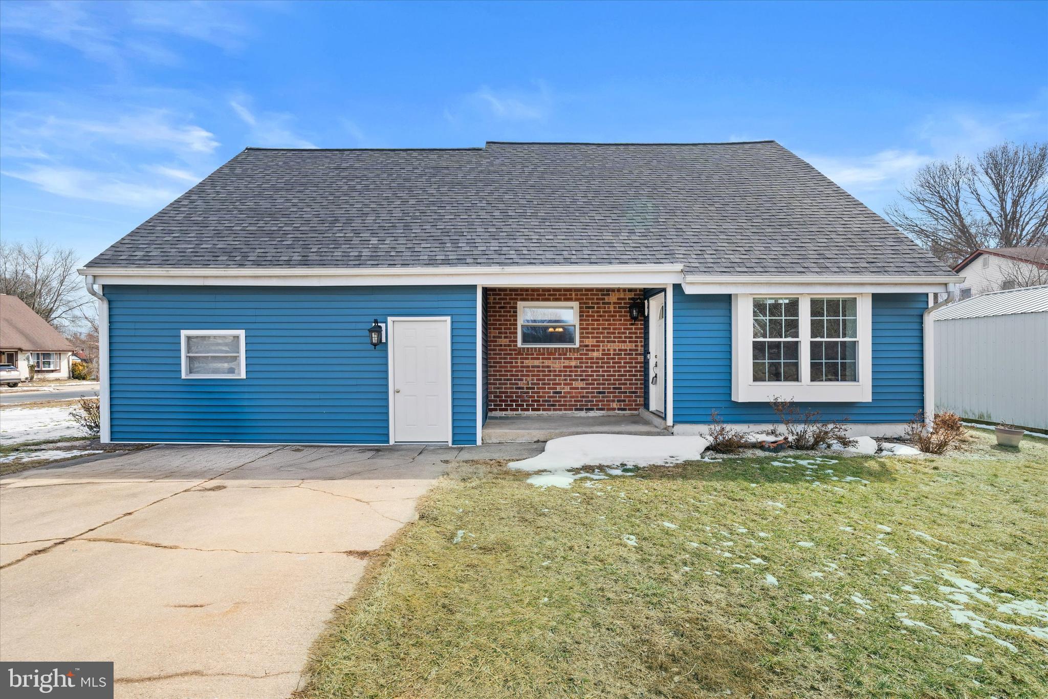 COOCHES BRIDGE FAR - Residential