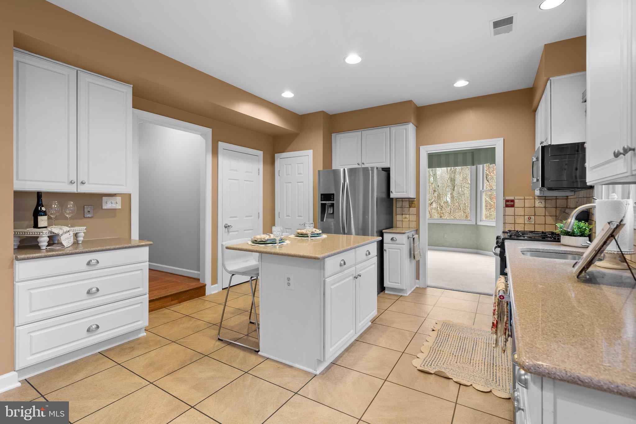 JAMES CREEK - Residential