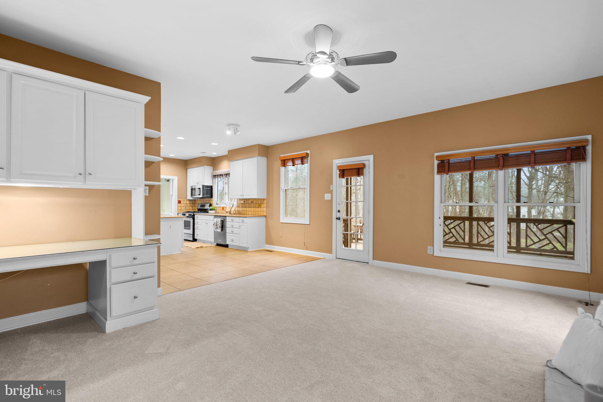 JAMES CREEK - Residential