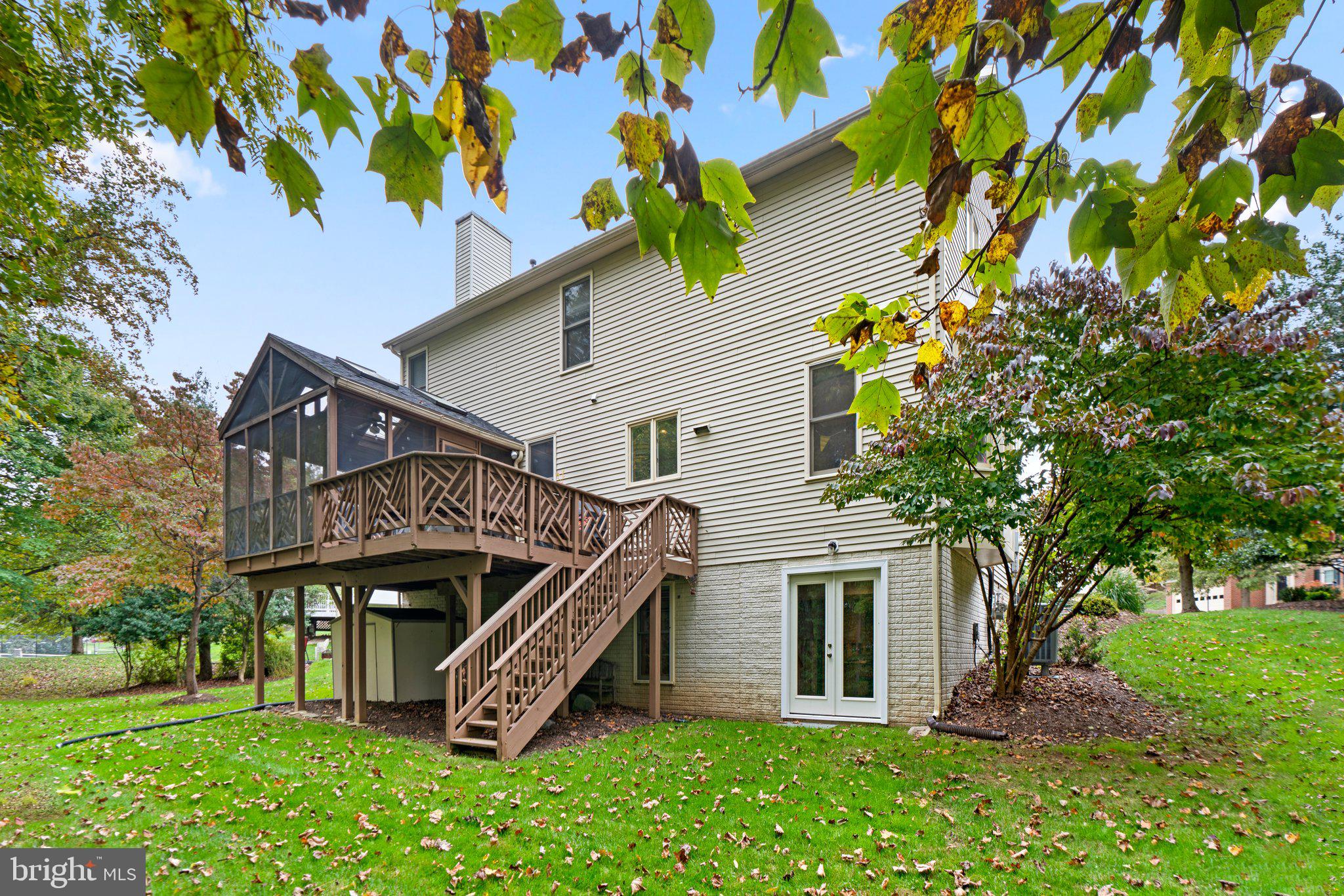 JAMES CREEK - Residential