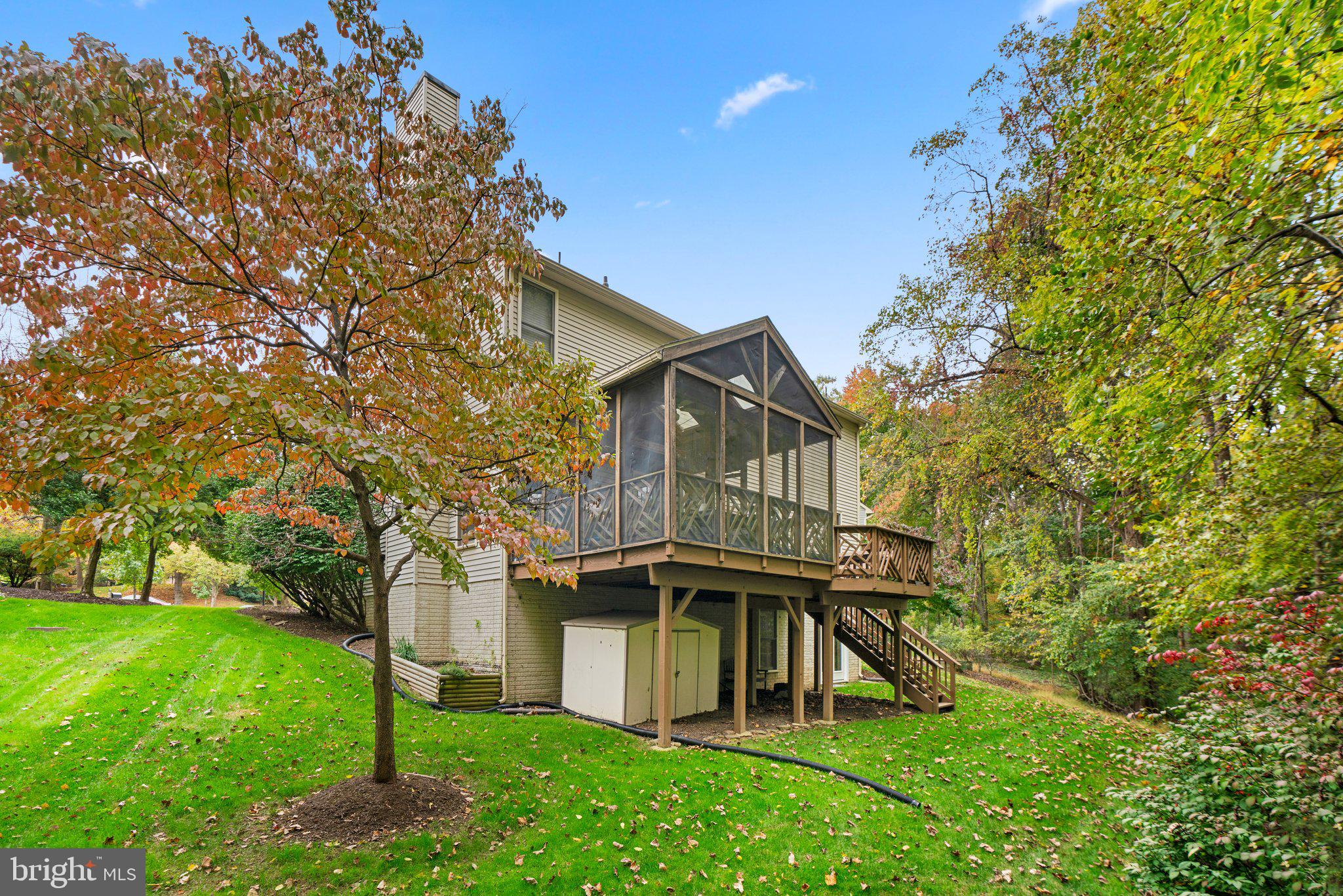 JAMES CREEK - Residential