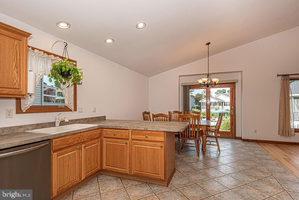 OCEAN PINES - TEAL BAY - Residential