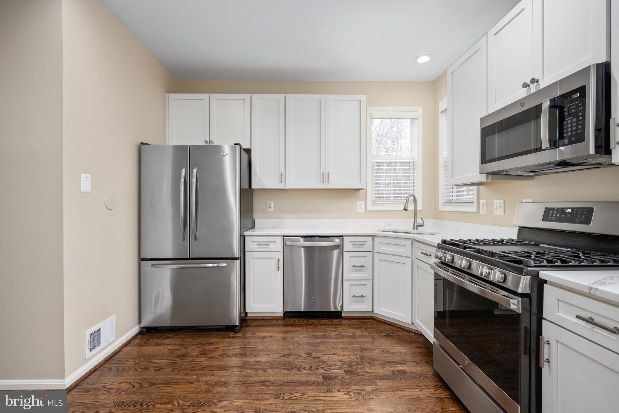 ROSEBERRY - Residential