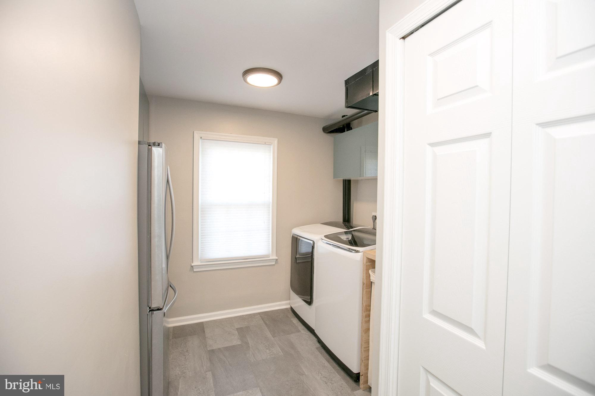 CAROLINE OAKS - Residential