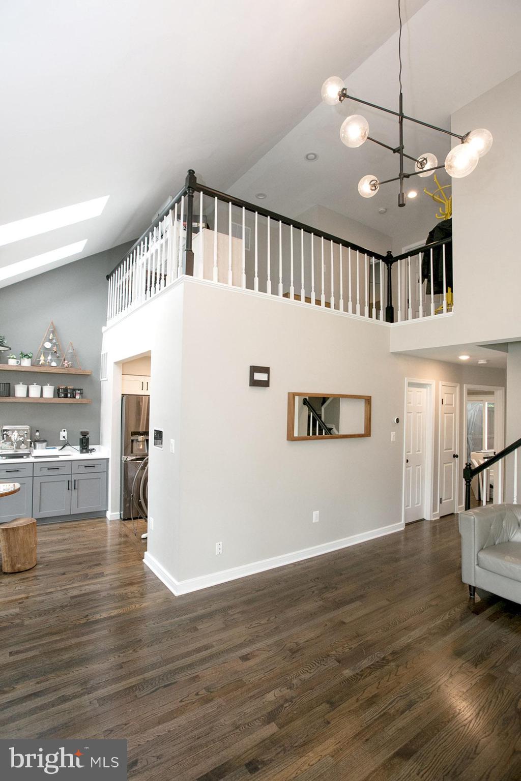 CAROLINE OAKS - Residential