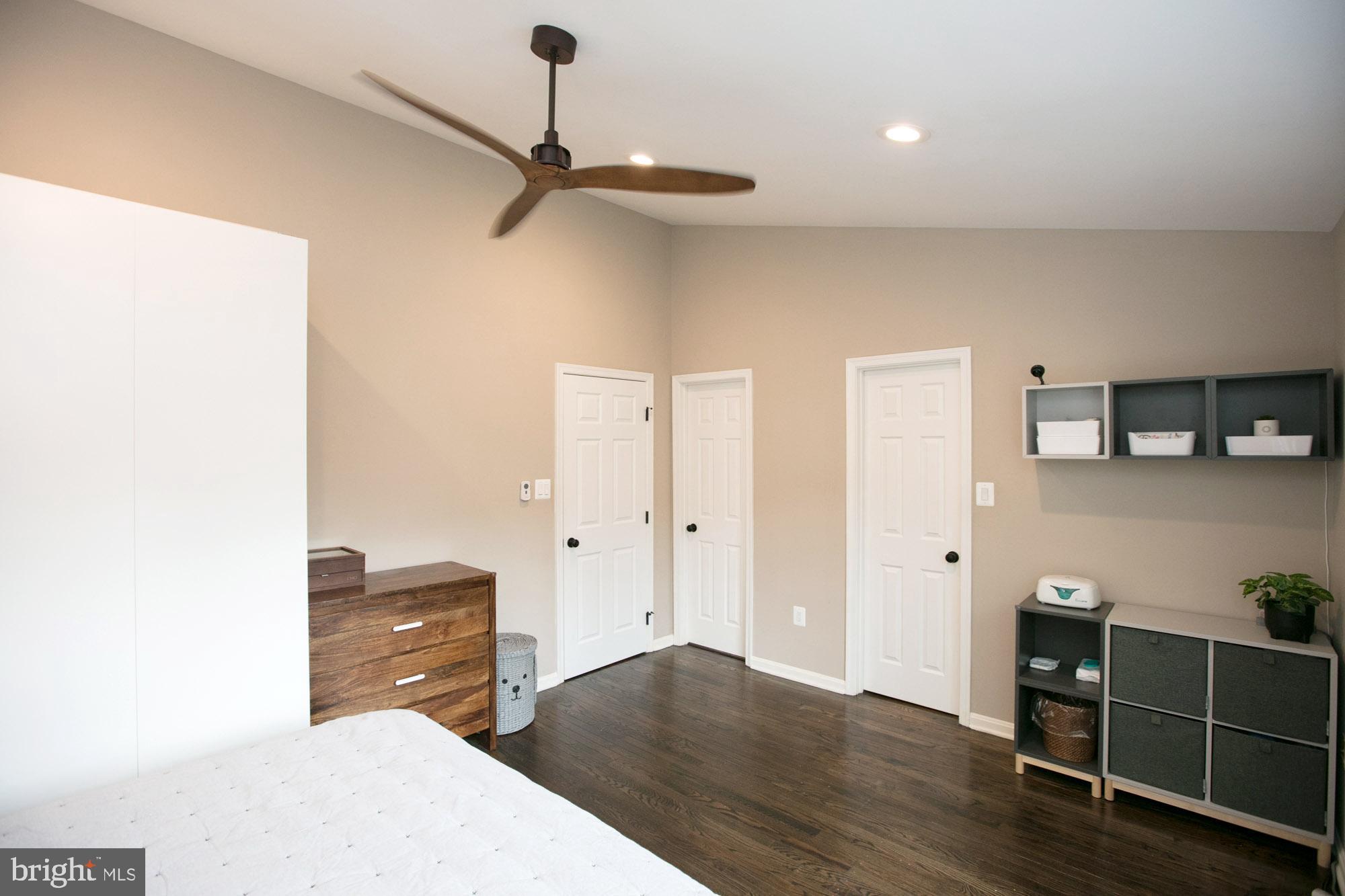 CAROLINE OAKS - Residential