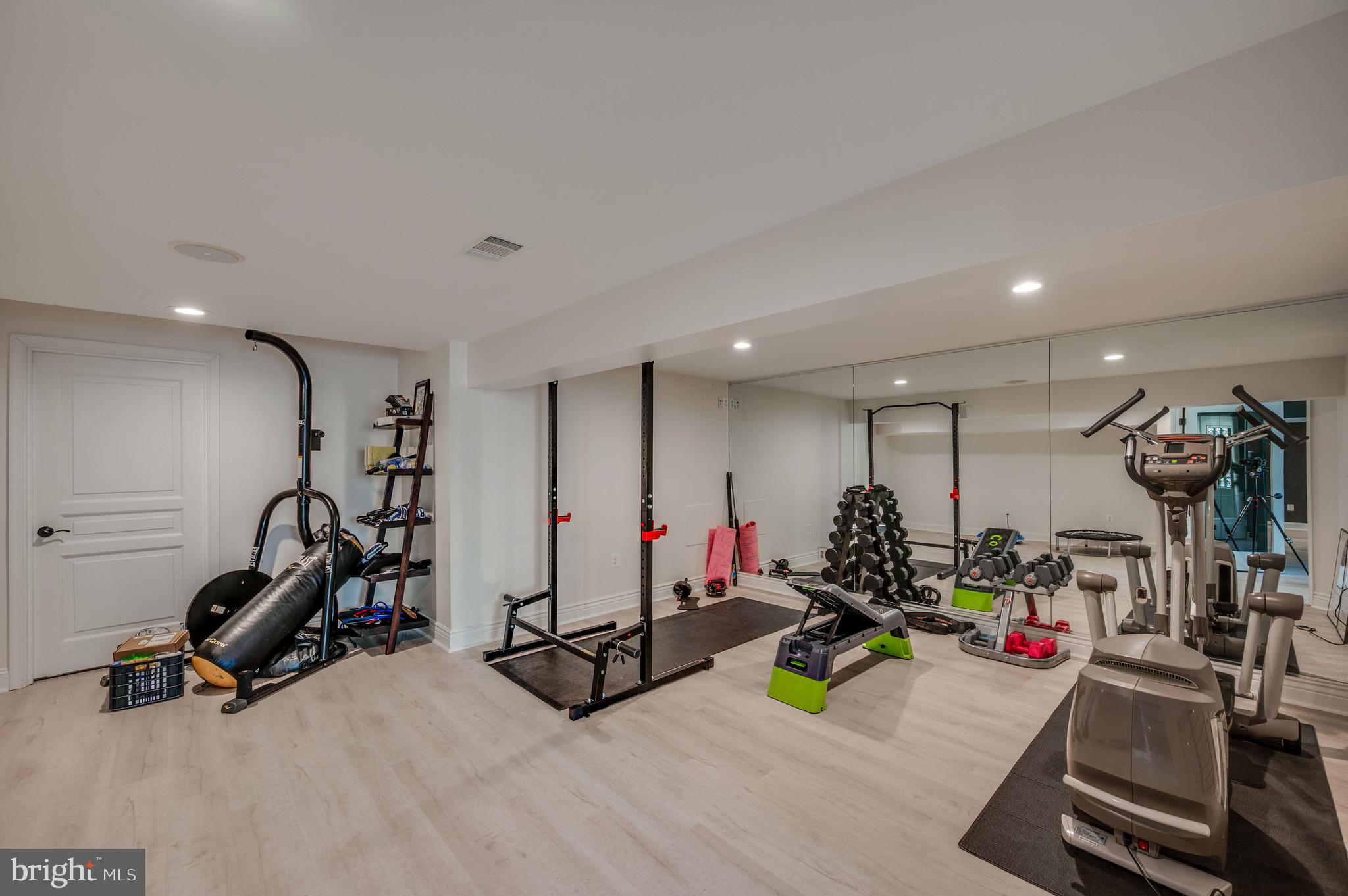 KINGSVILLE - Residential