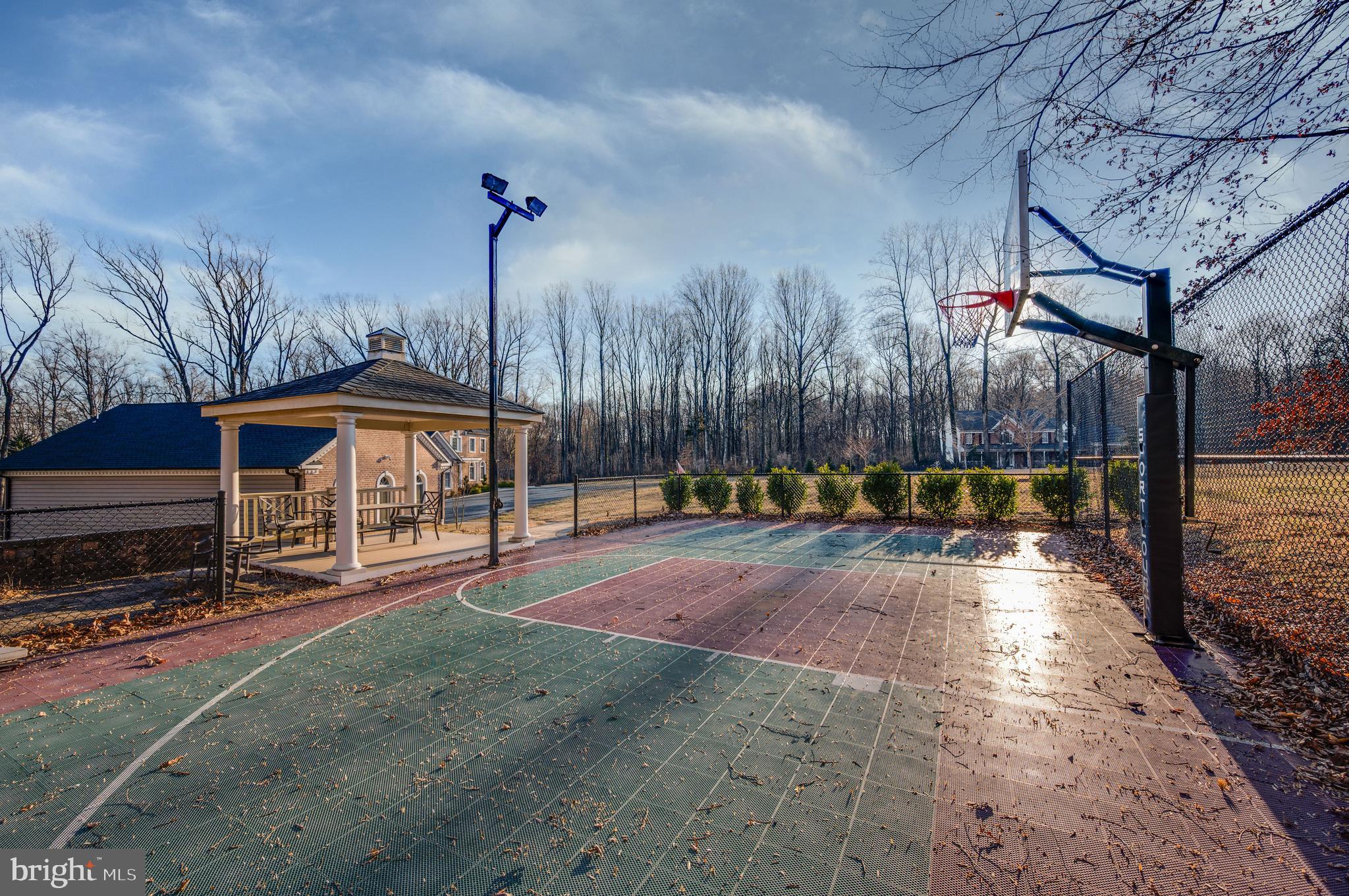 KINGSVILLE - Residential