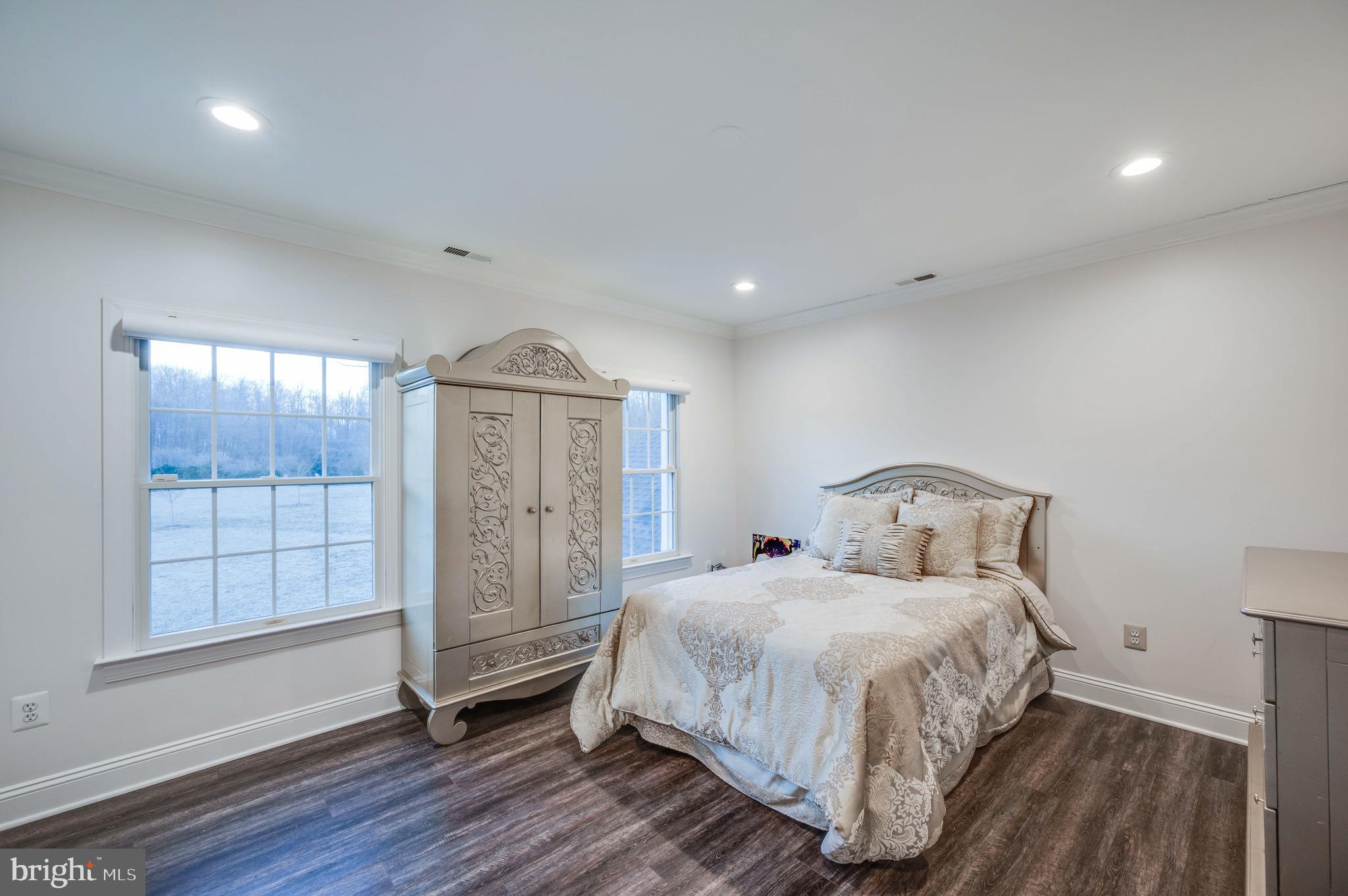 KINGSVILLE - Residential