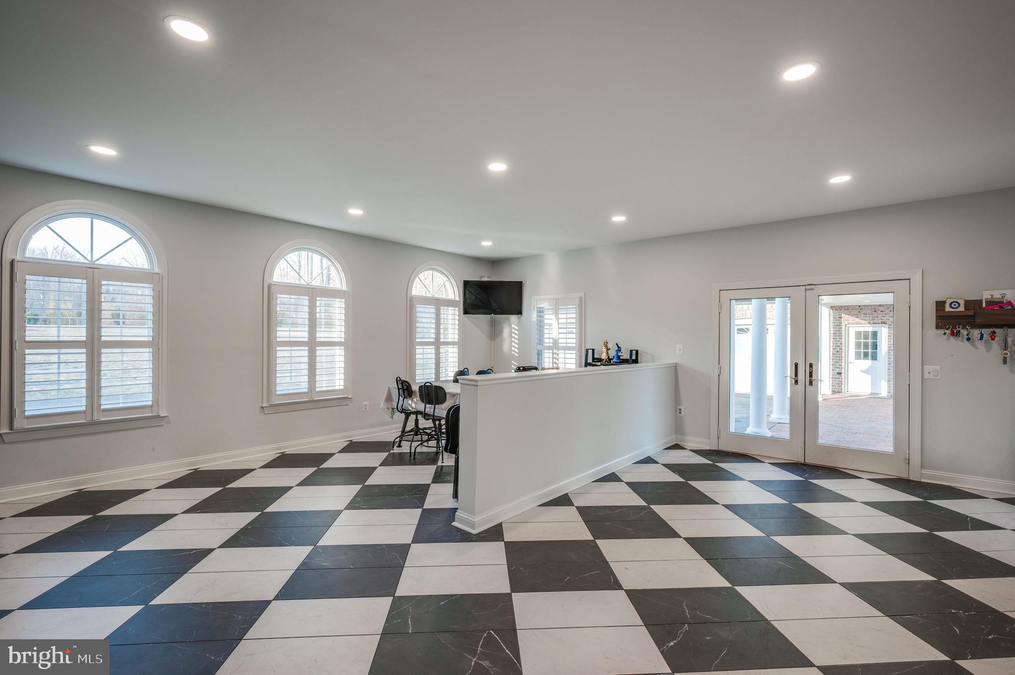 KINGSVILLE - Residential