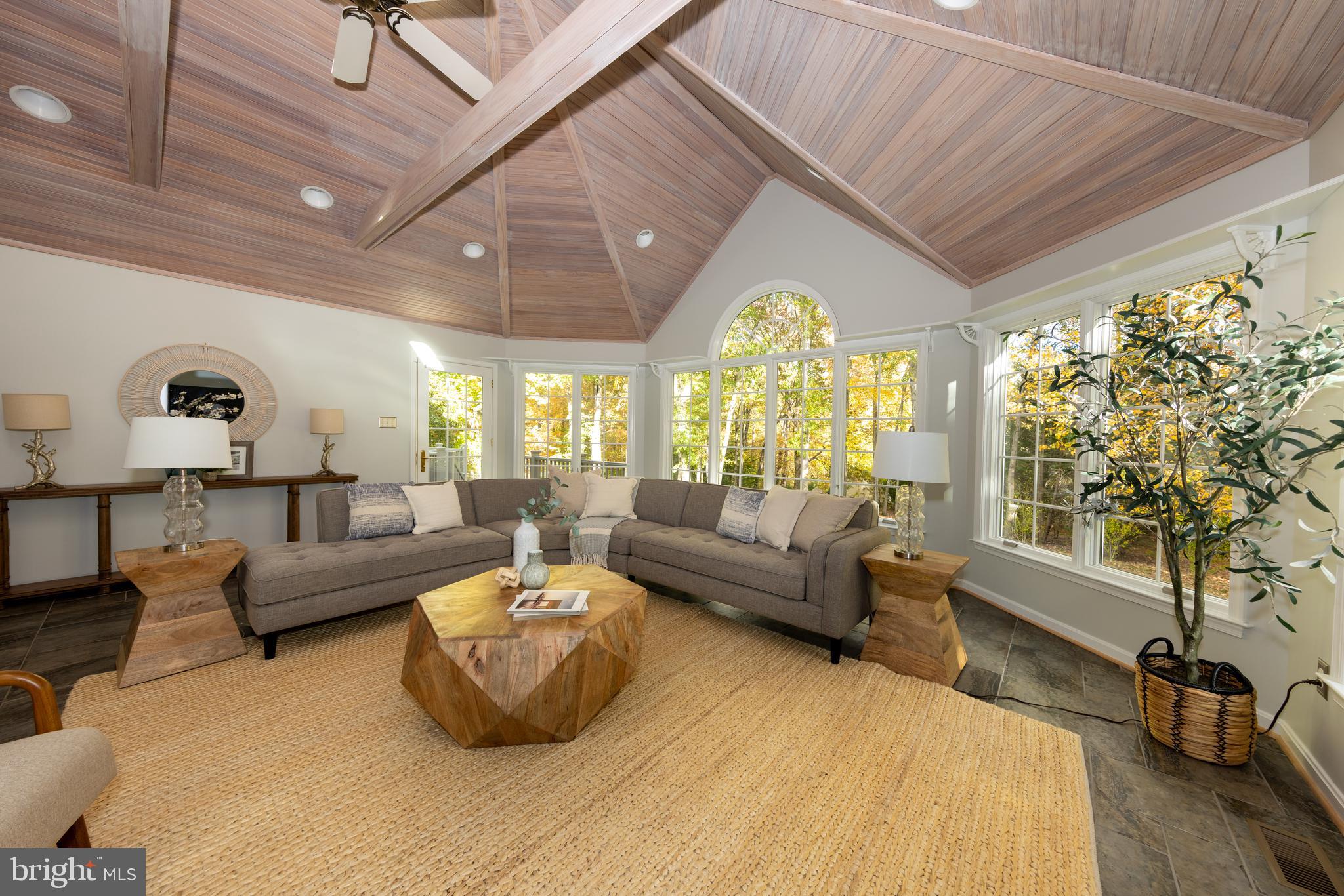 9705 RAMBLING RIDGE COURT