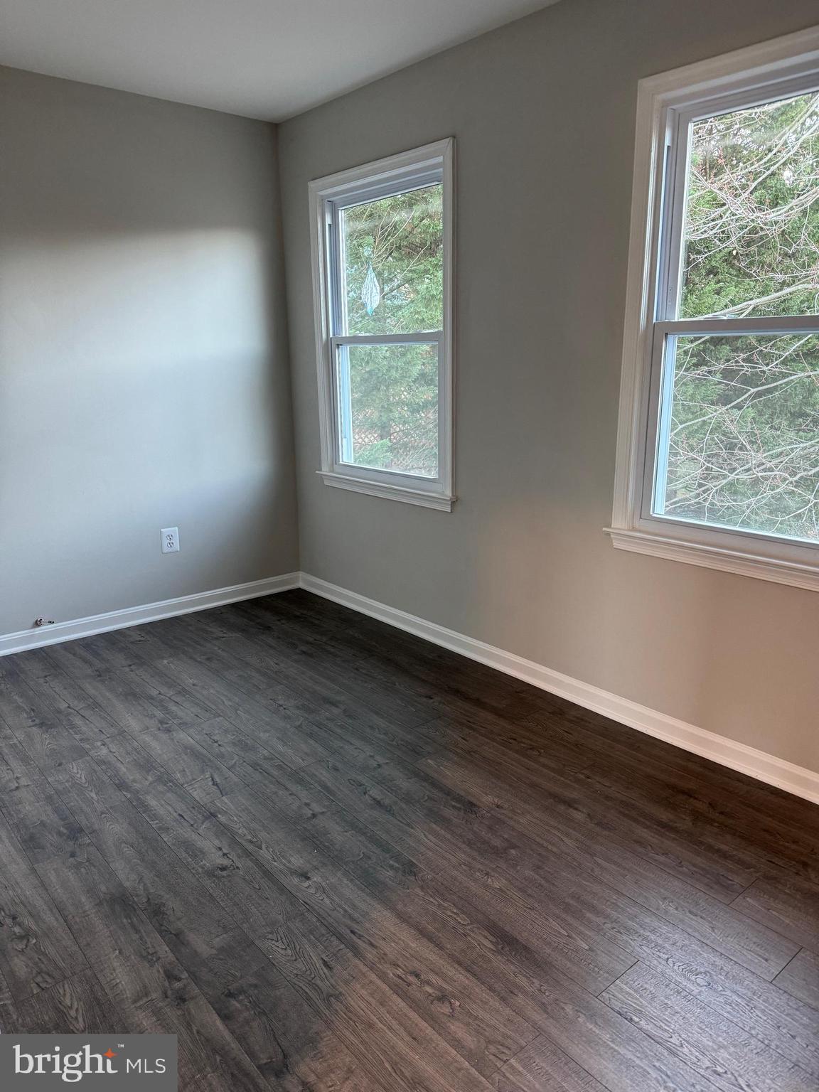 HILLANDALE - Residential